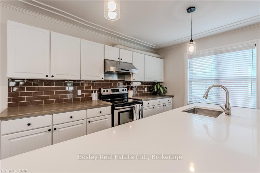 291 Guelph Street photo 9