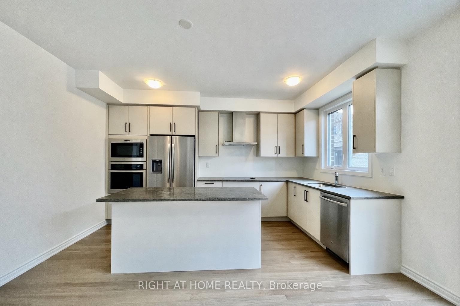 Appliance models may be slightly different