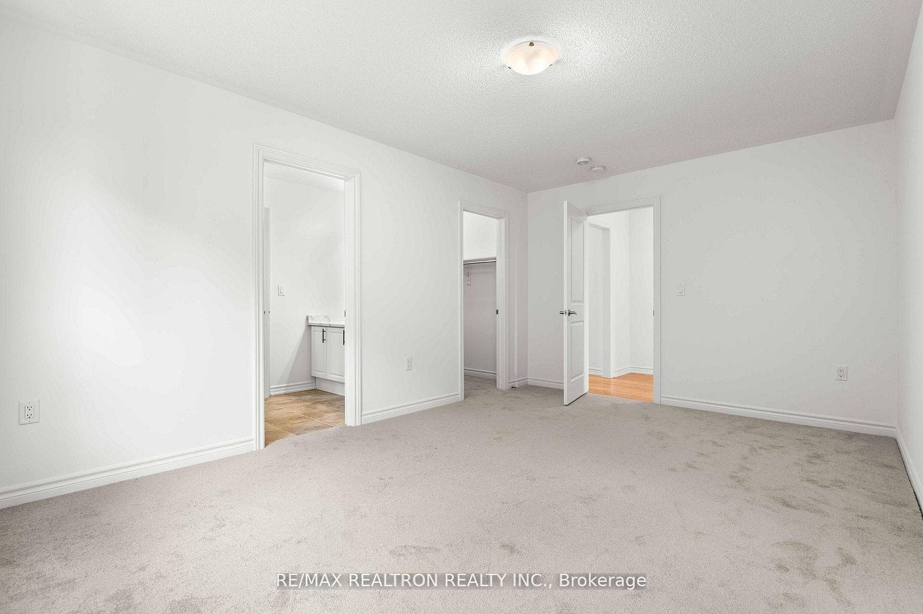 434 Vandusen Avenue photo 36