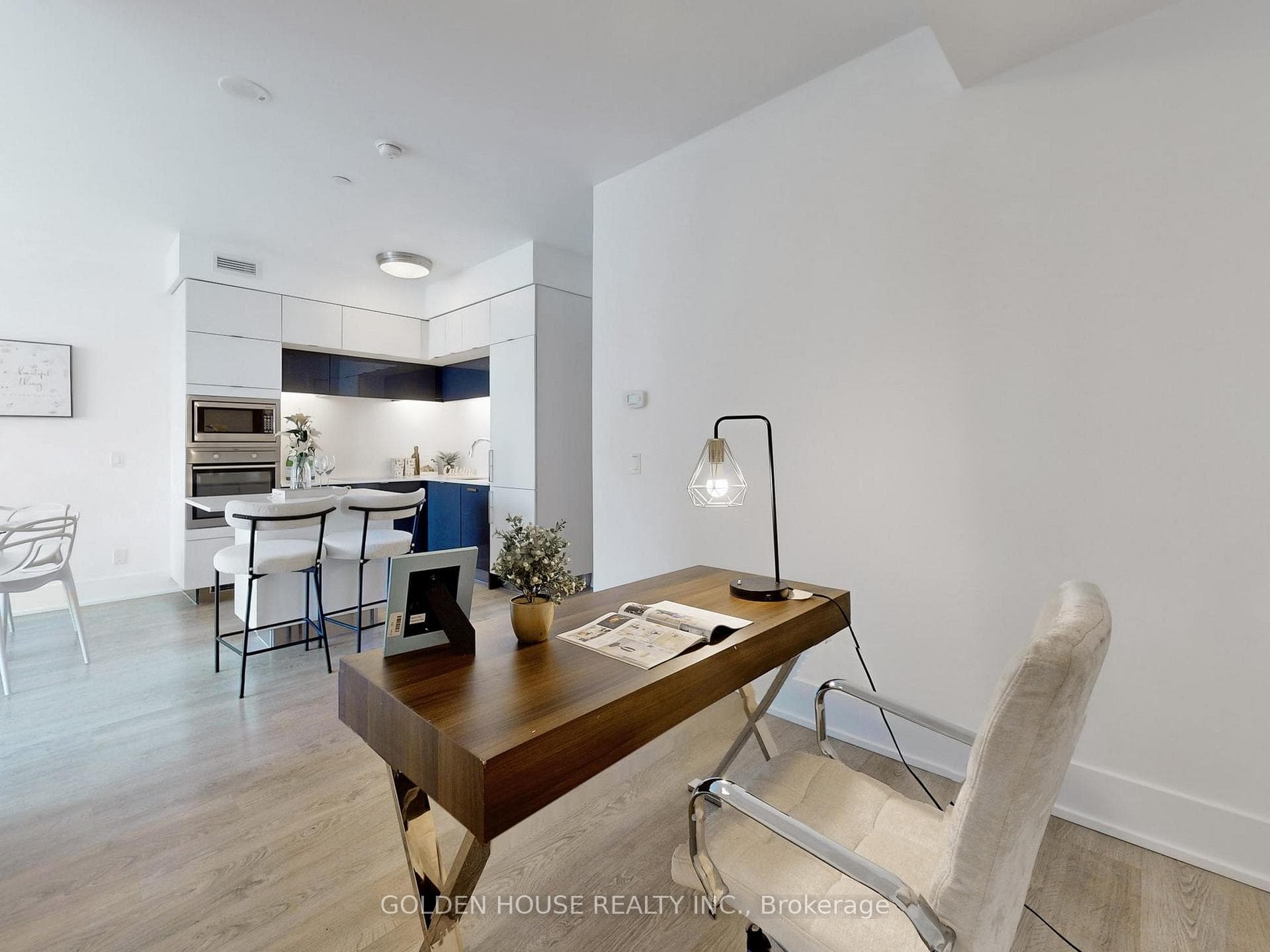 15 Merchants' Wharf N/A Unit 1033 photo 22