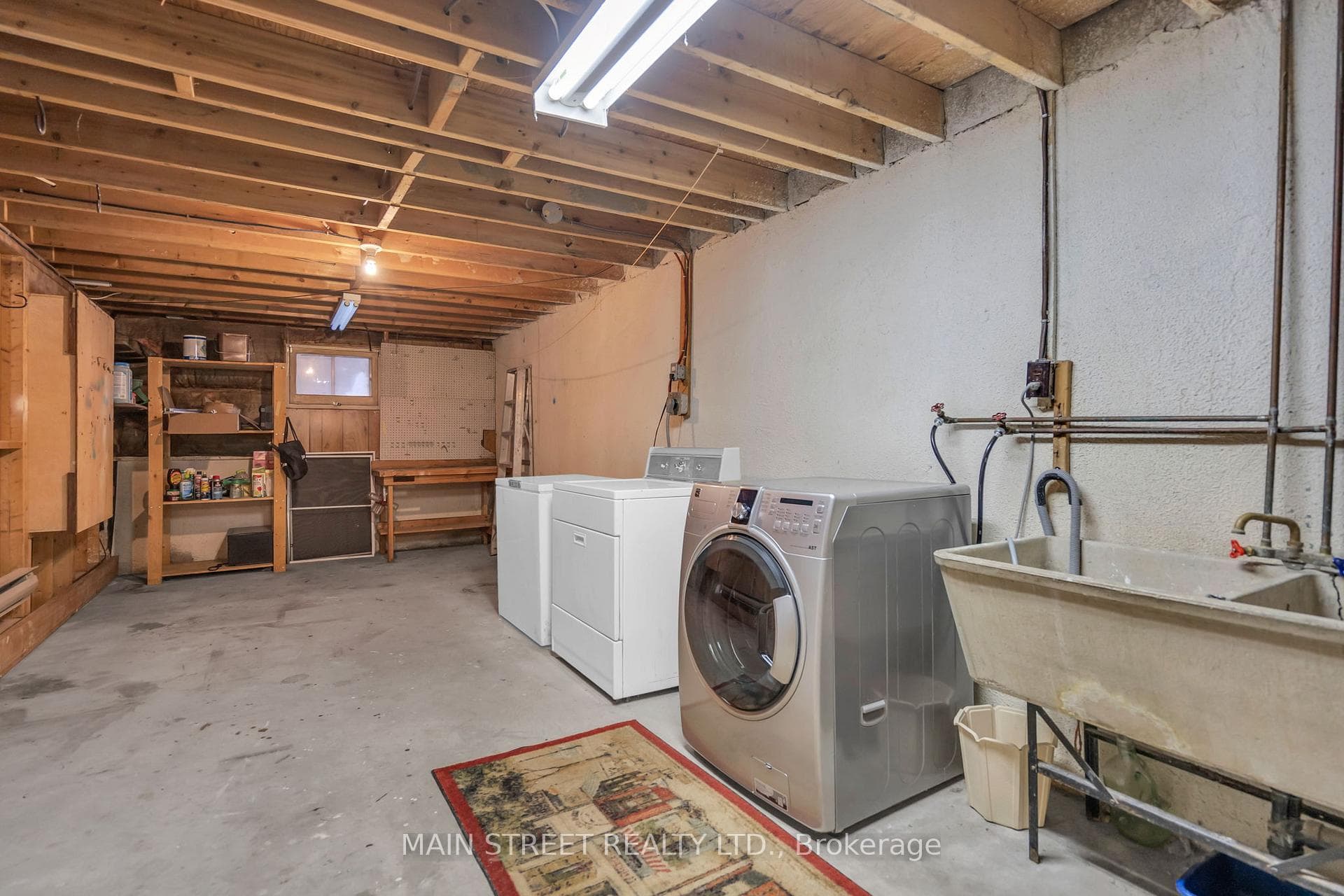 150 Angus Drive photo 22