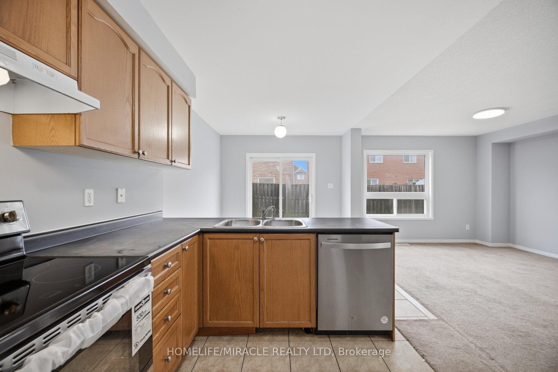 41 Hollingsworth Circle photo 16