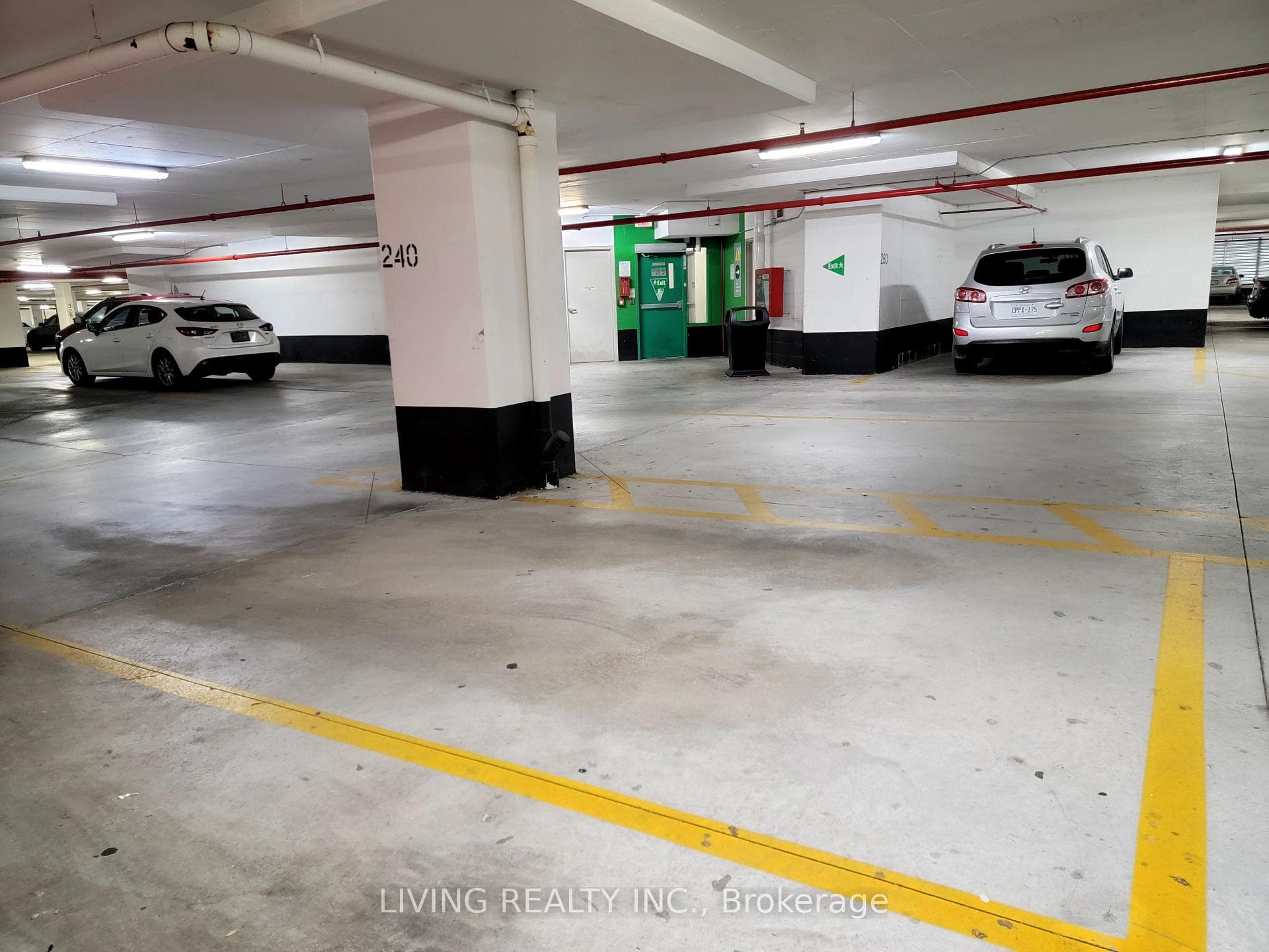 7161 Yonge Street Unit 2125 photo 1