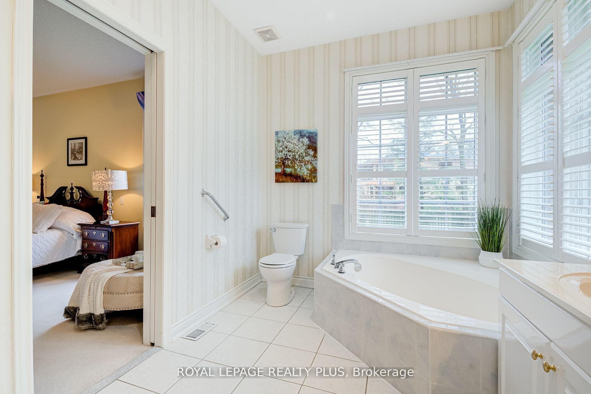 2175 Stavebank Road Unit 26 photo 21
