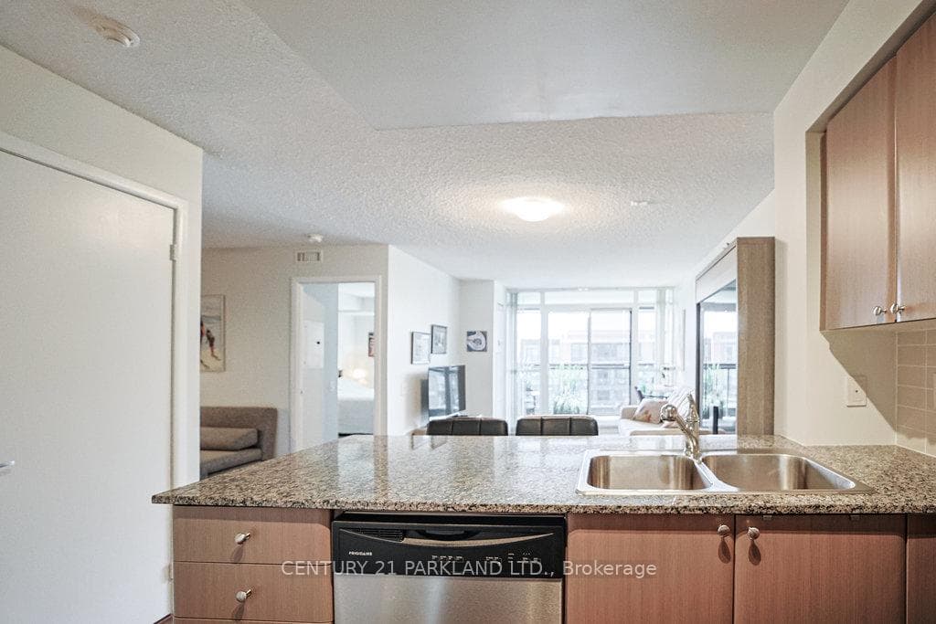 525 Wilson Avenue Unit 930 photo 14