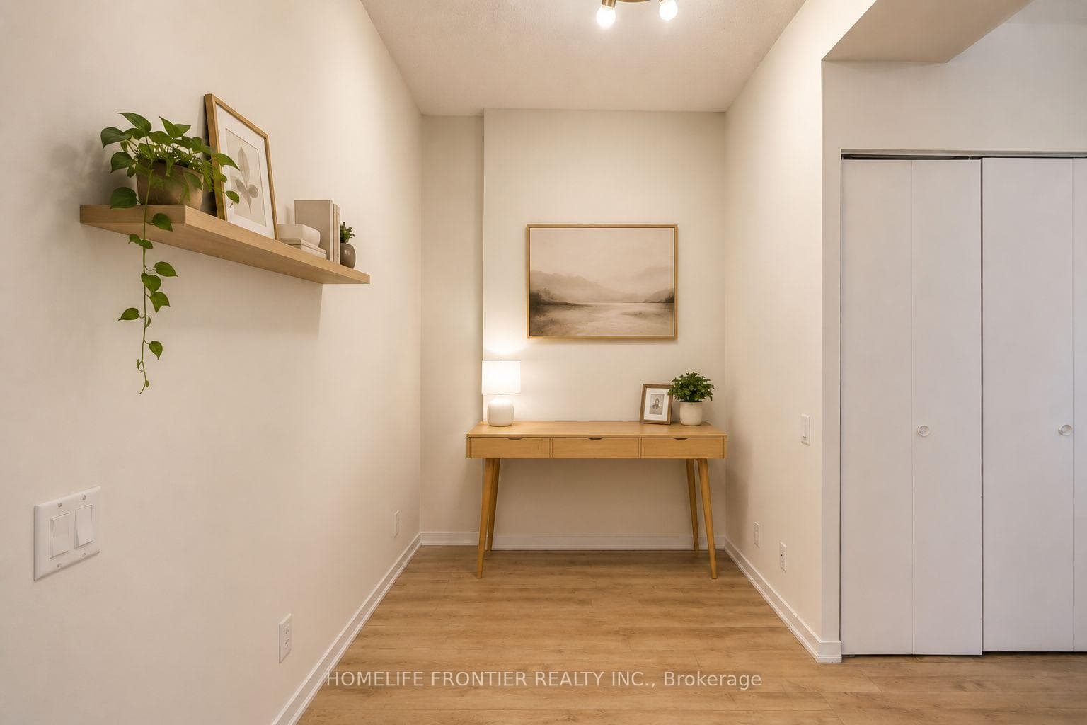 30 Canterbury Place Unit 703 photo 6