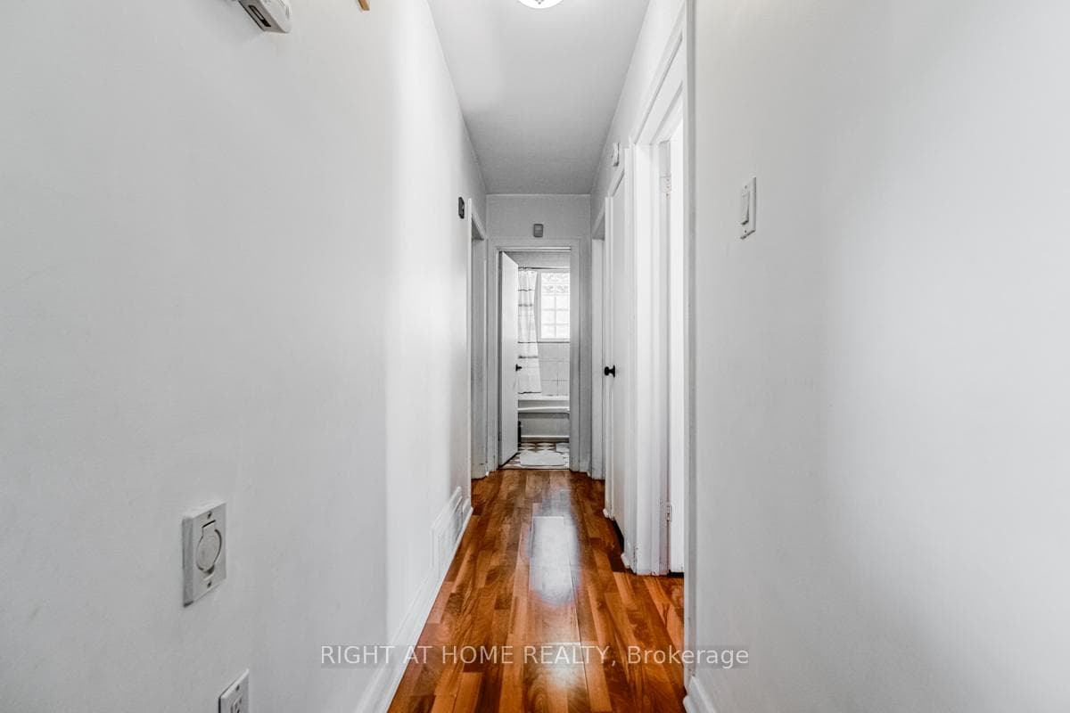 39 TREEVIEW Drive photo 19
