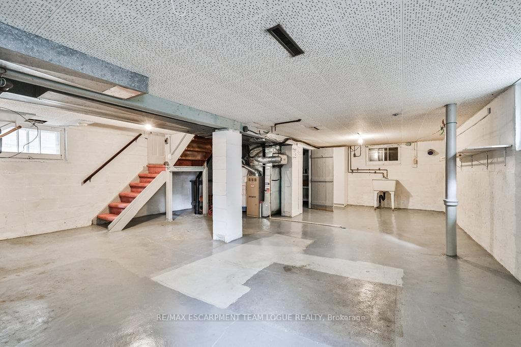 80 Arkell Street photo 30