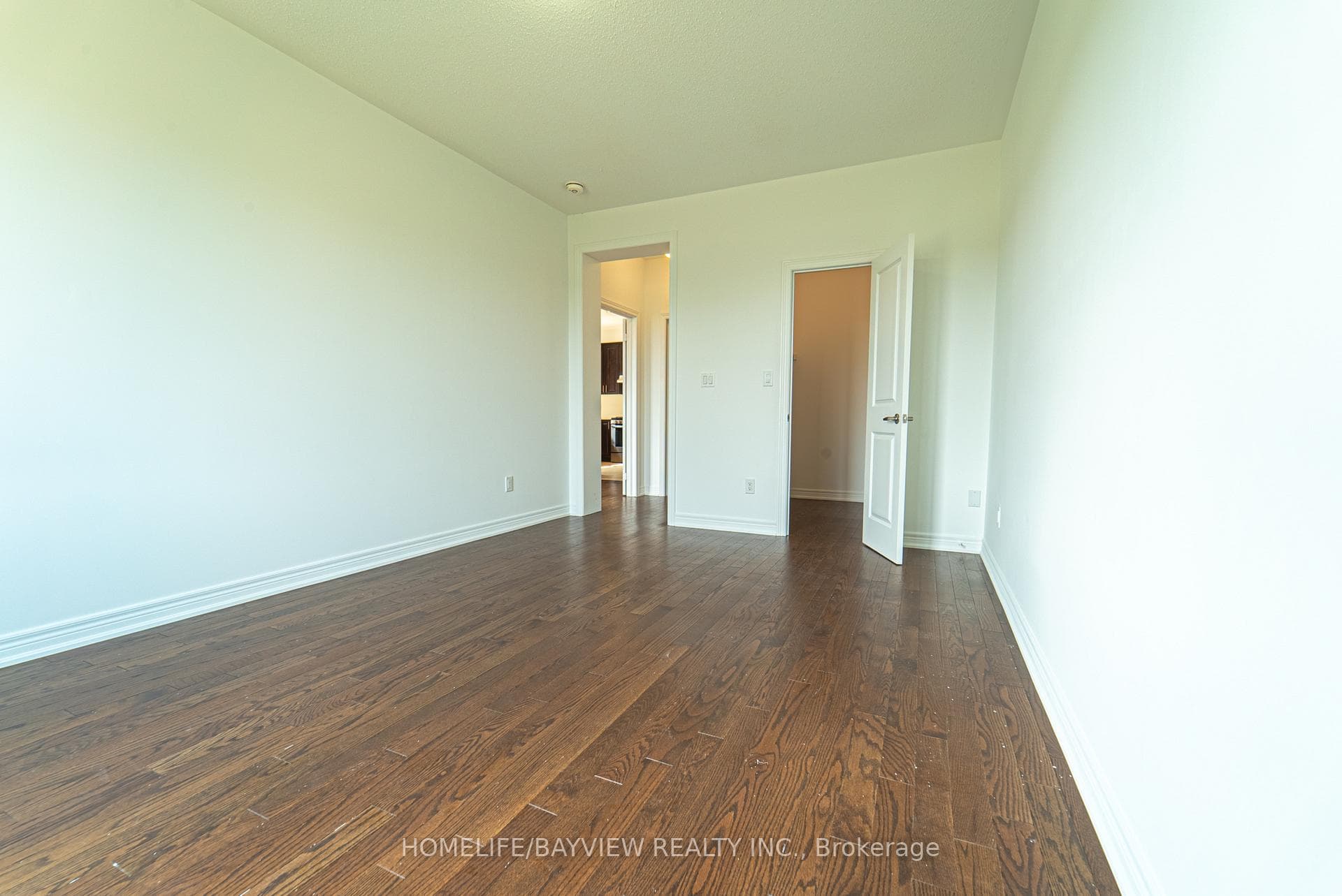 99 Kingsmere Crescent photo 14
