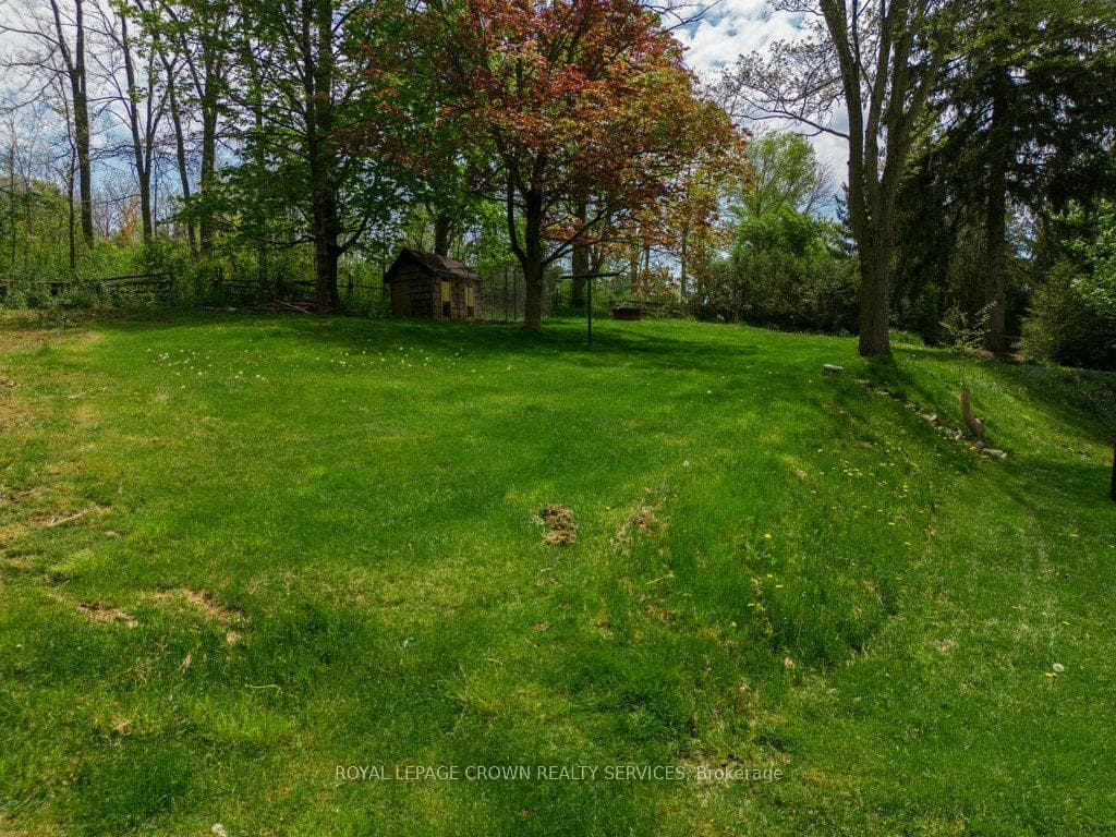 584540 Beachville Road photo 38