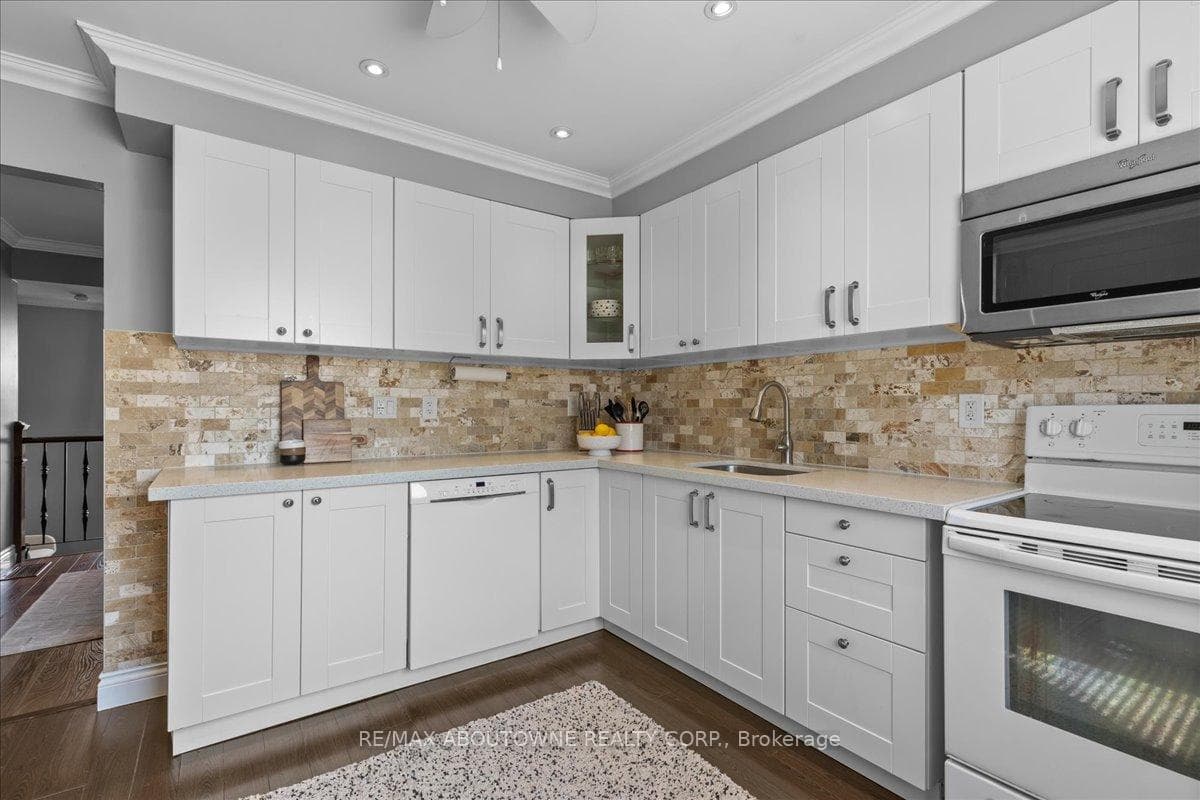 661 Childs Drive Unit 16 photo 13