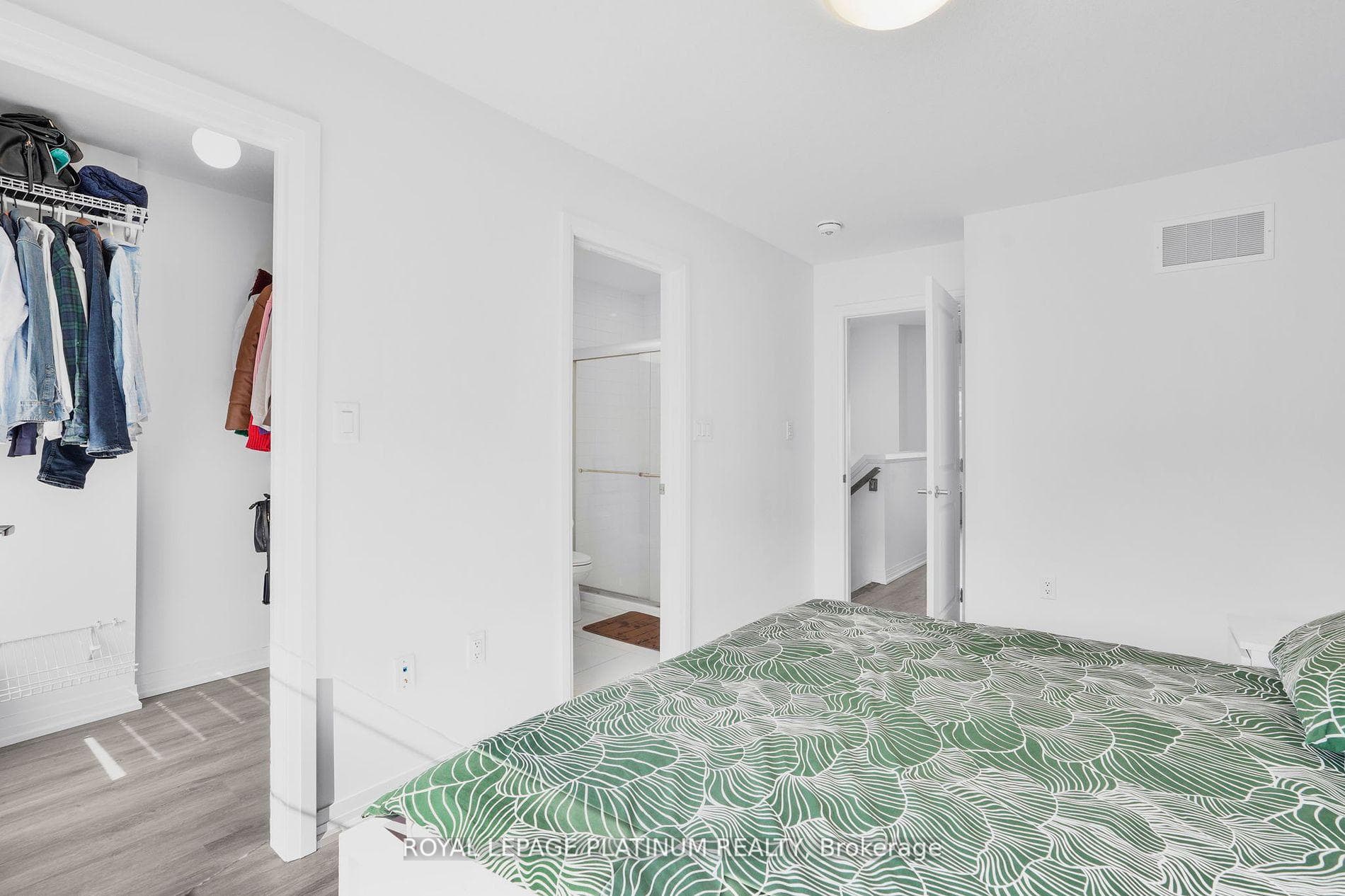 575 Woodward Avenue Unit 8 photo 10