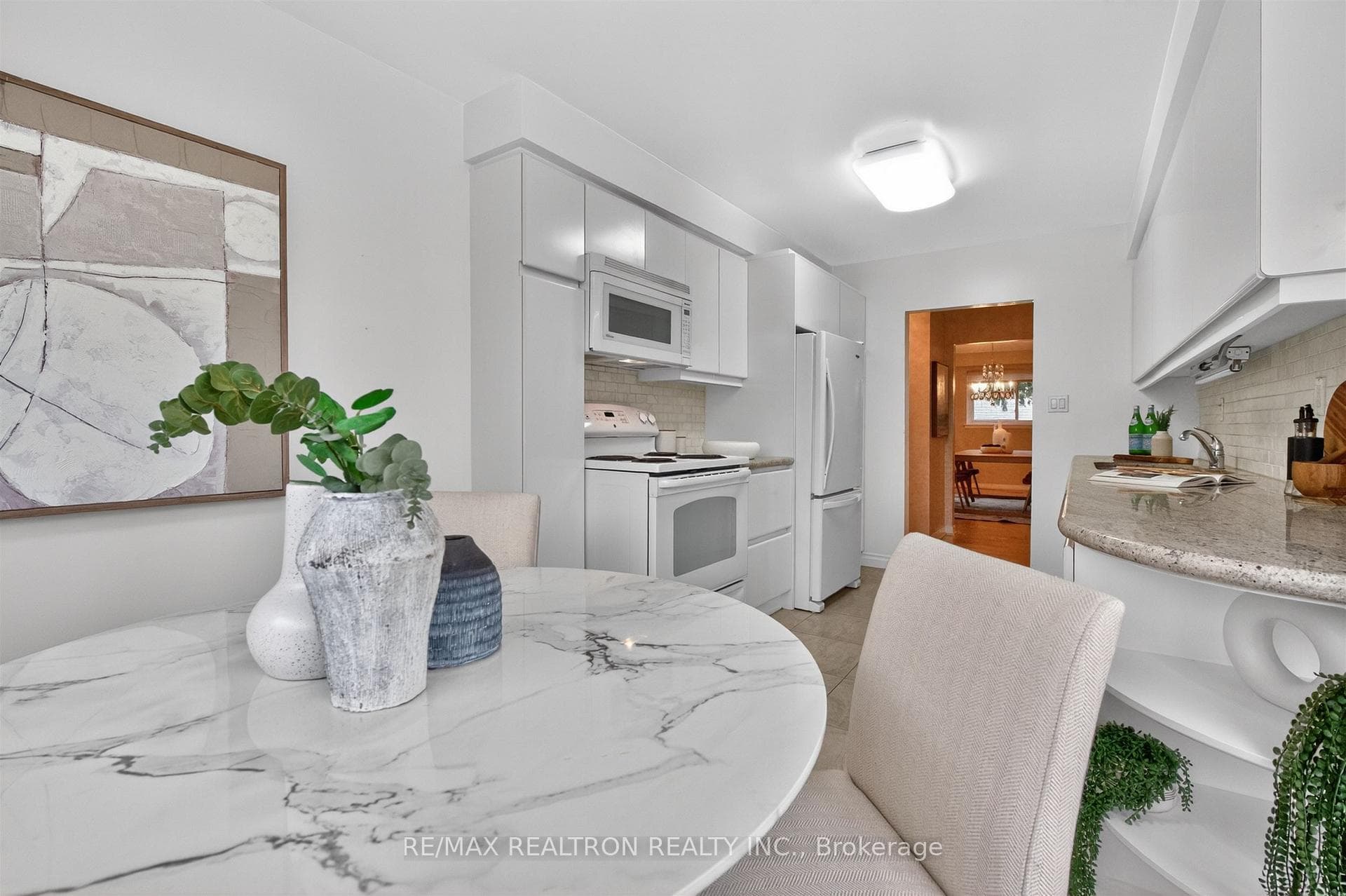 38 Colonnade Road photo 18