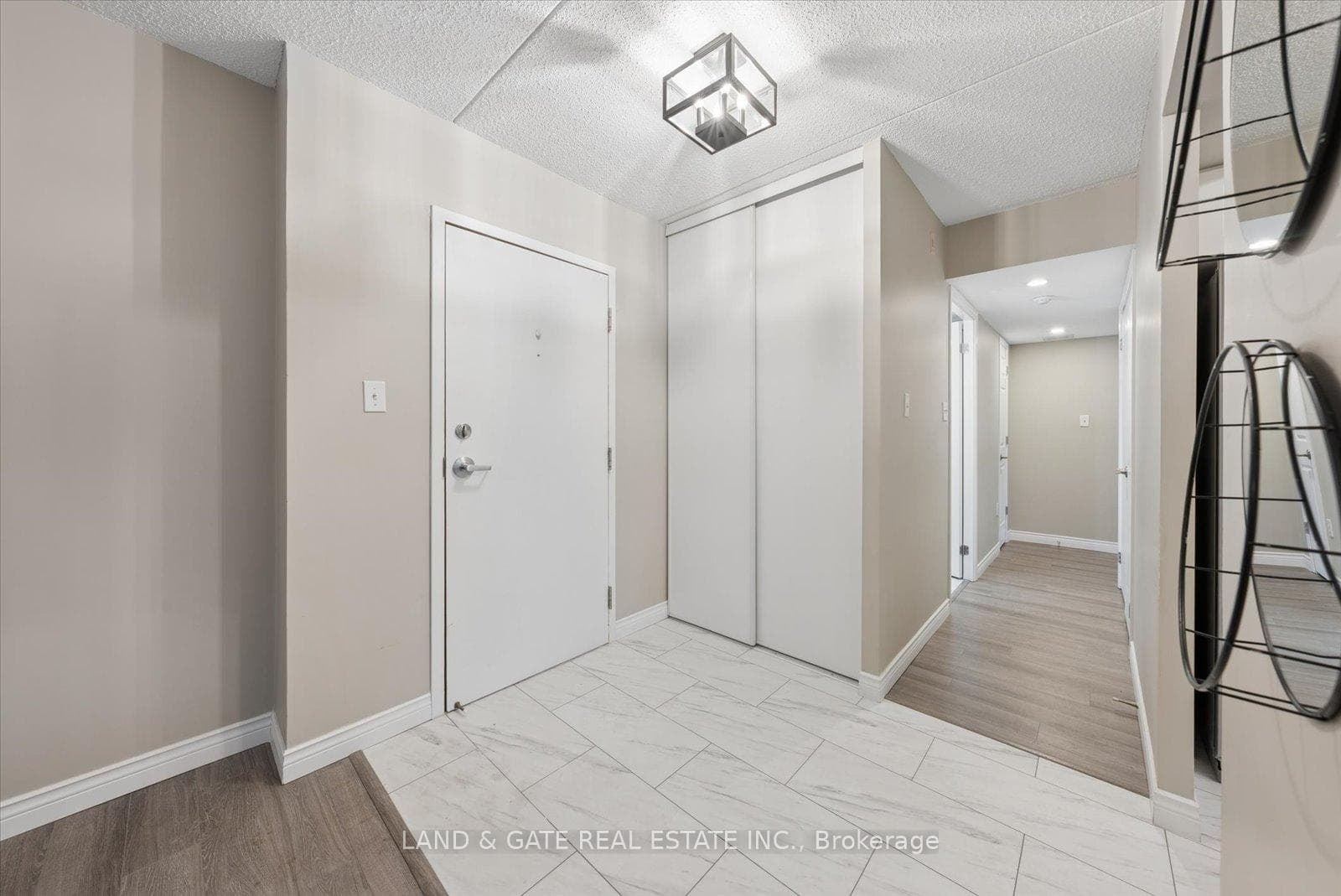 95 Wellington Street Unit 103 photo 6