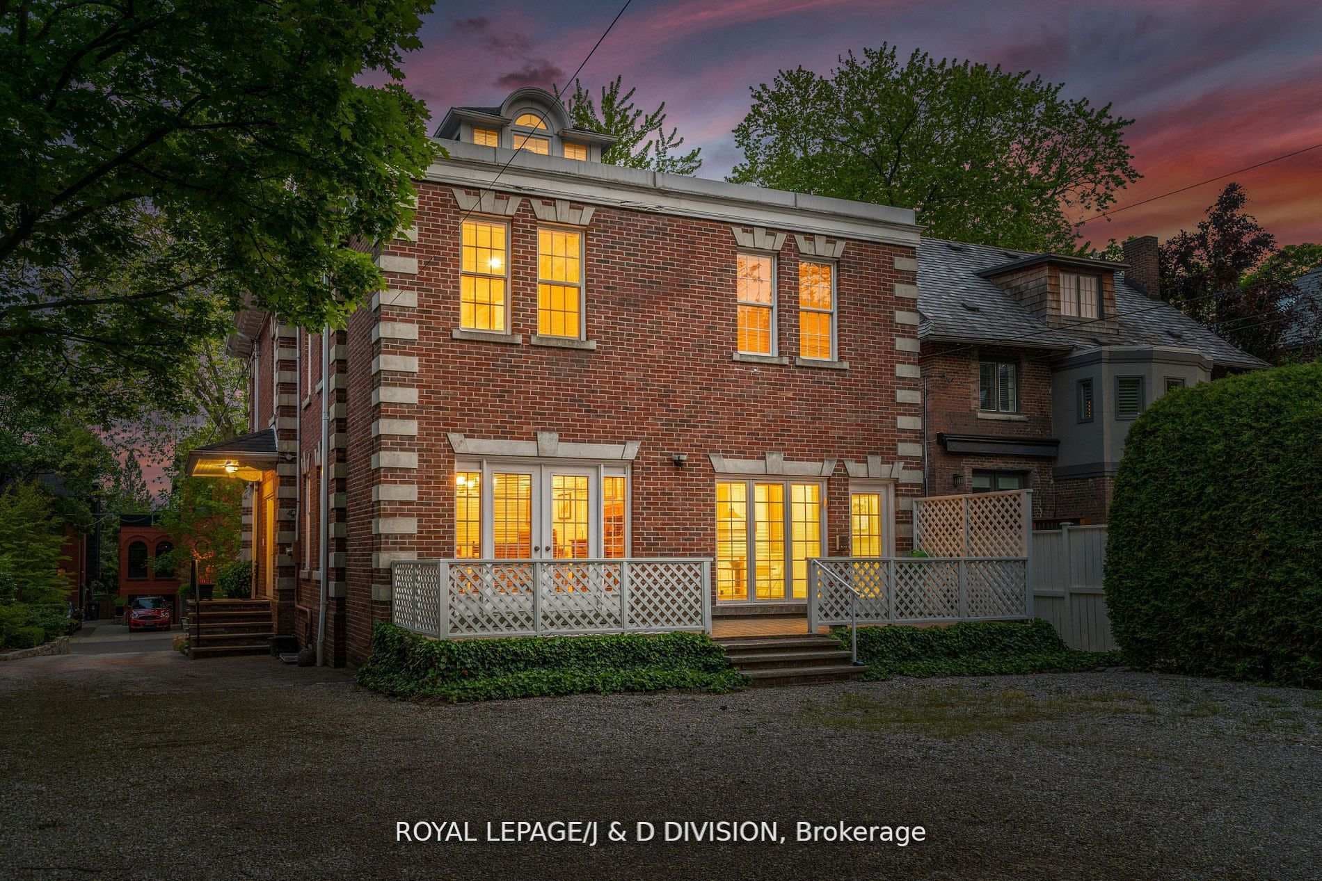 88 Woodlawn Avenue photo 2