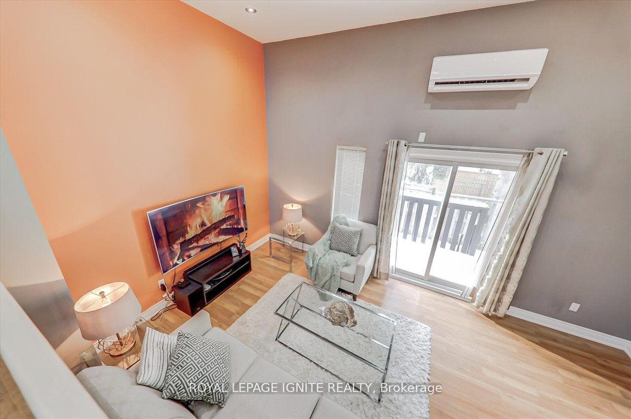 120 Murison Boulevard Unit 4 photo 11
