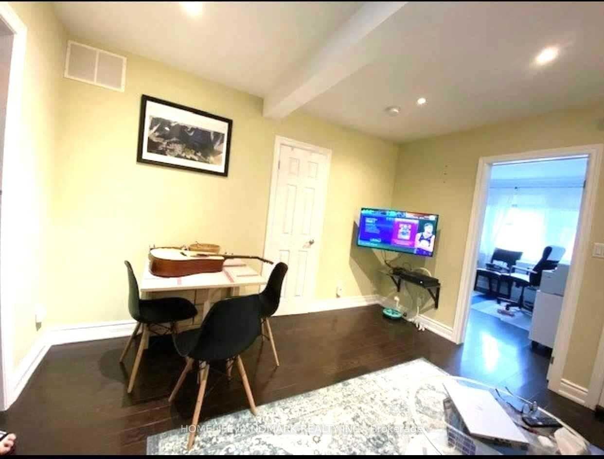 57 Glenside Avenue Unit Main photo 4