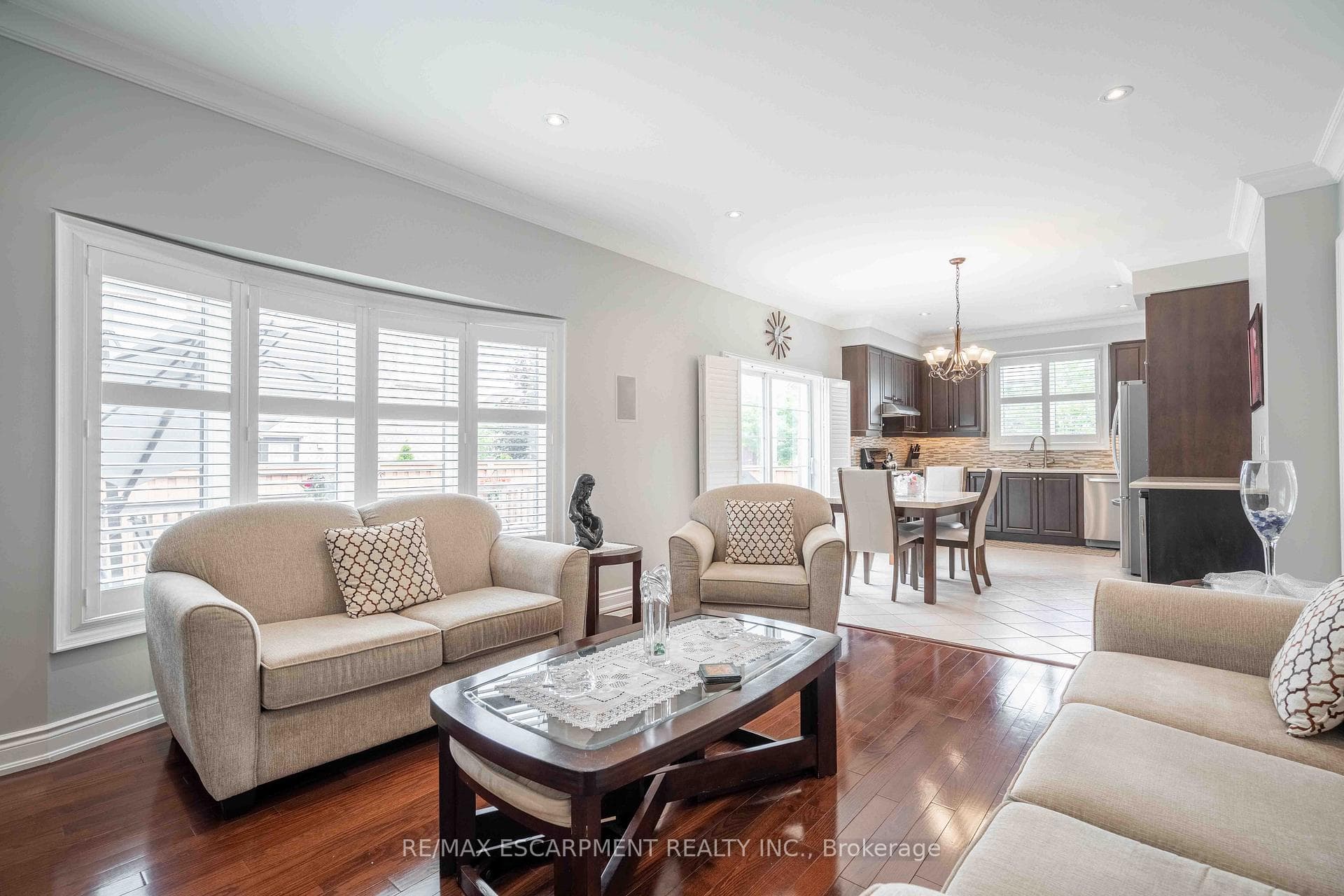 3220 SORRENTO Crescent photo 22