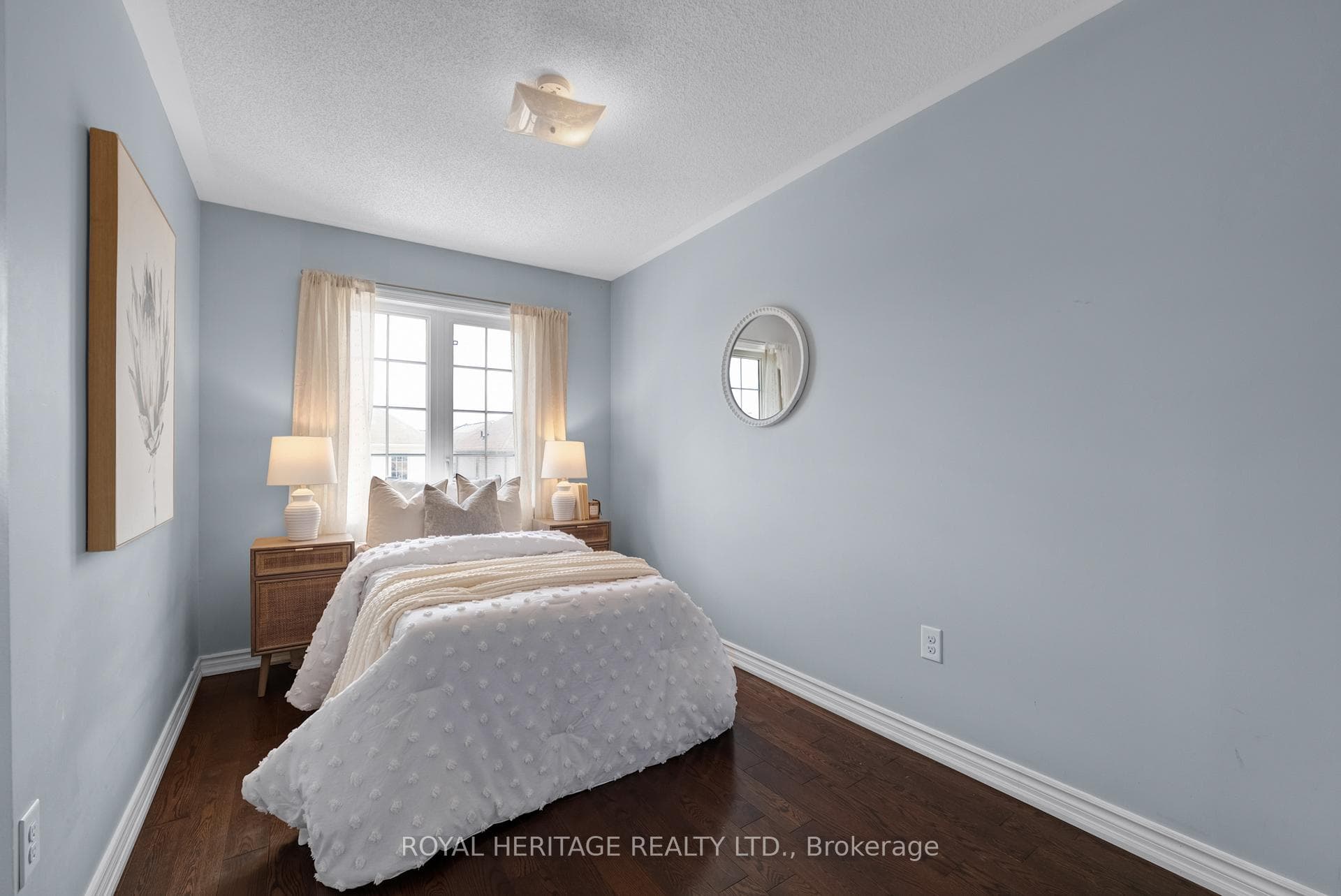 497 Rossland Road photo 22