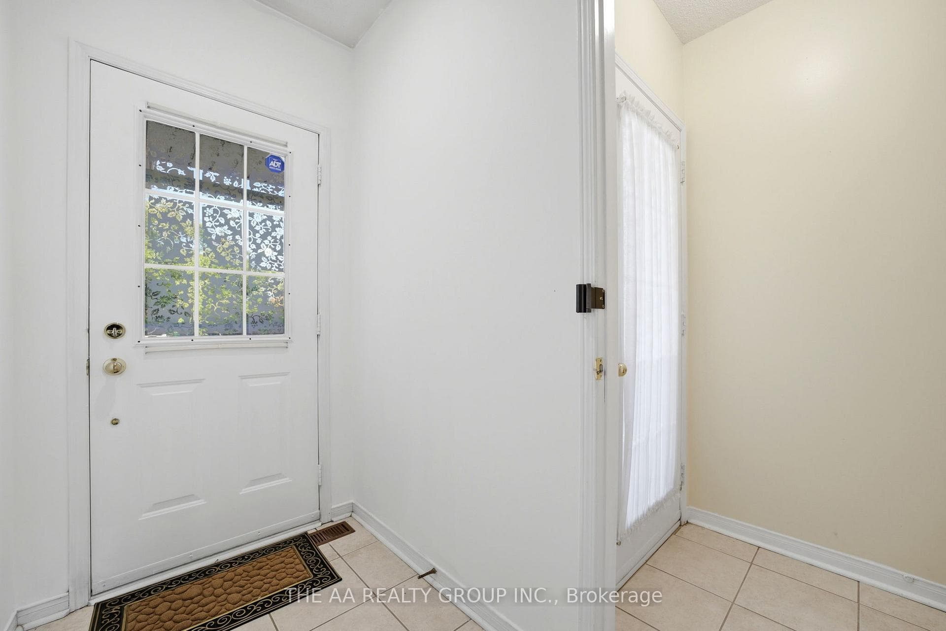 93 San Gabriele Place photo 4