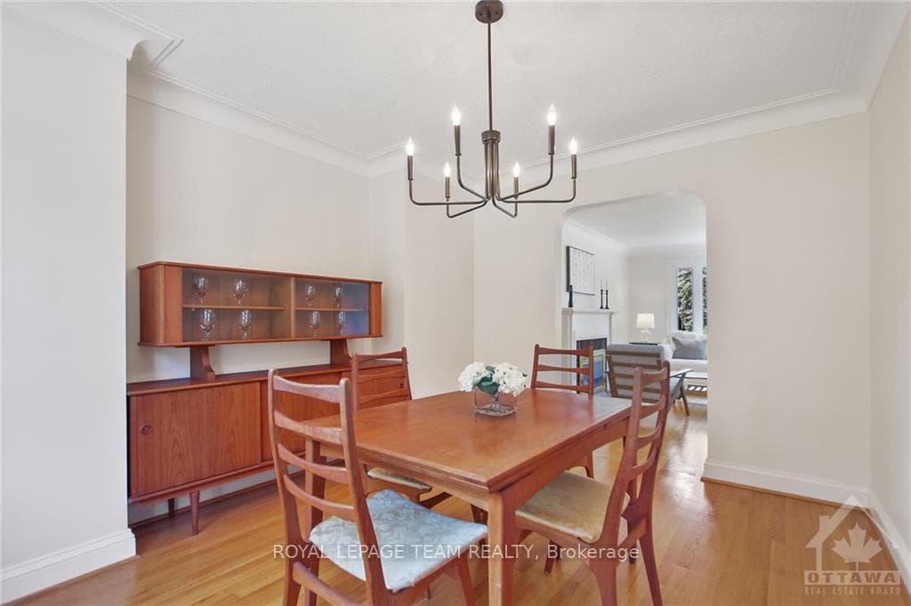 581 WINDERMERE Avenue photo 10