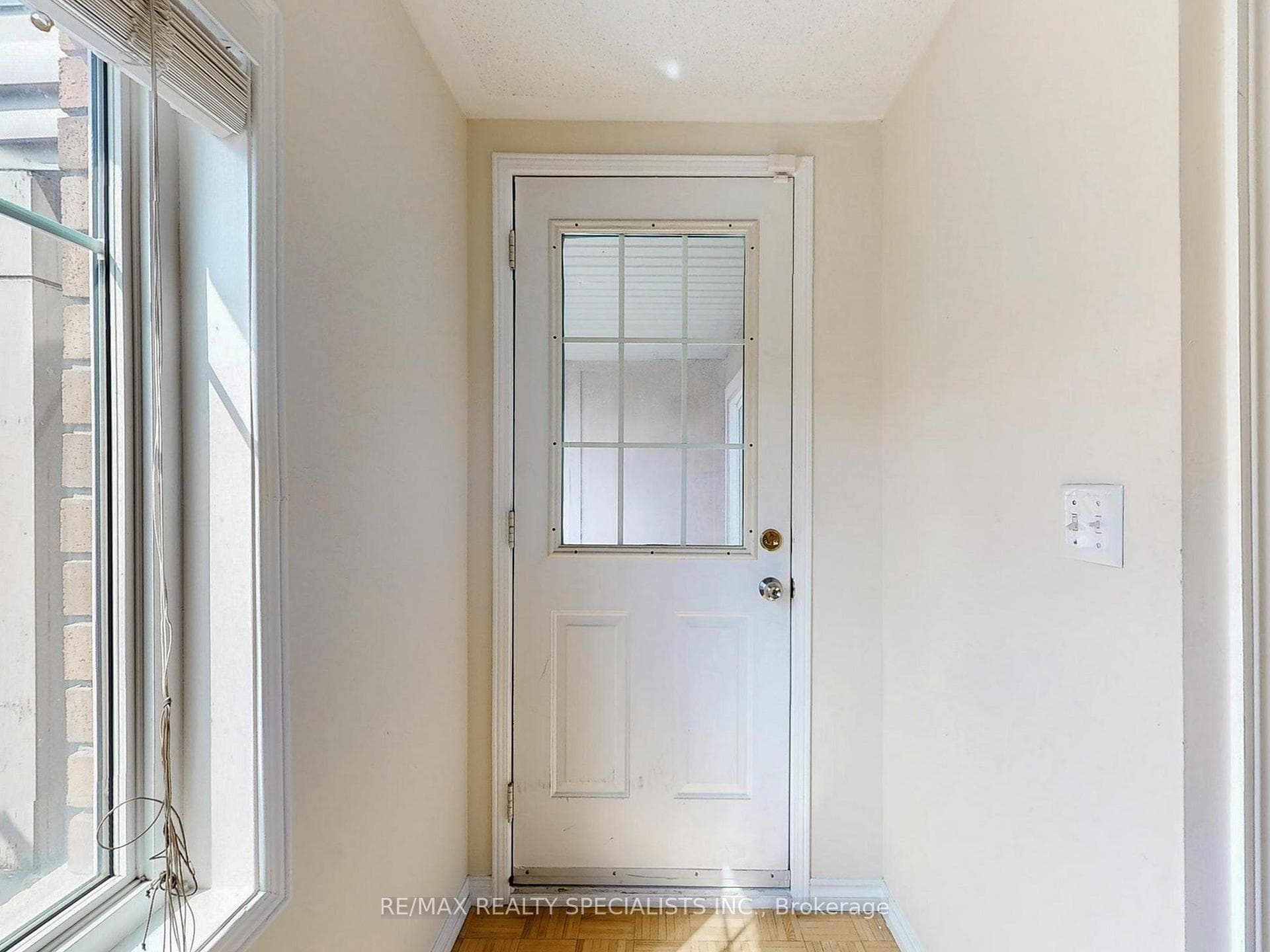 365 Murray Ross Parkway Unit 9 photo 20