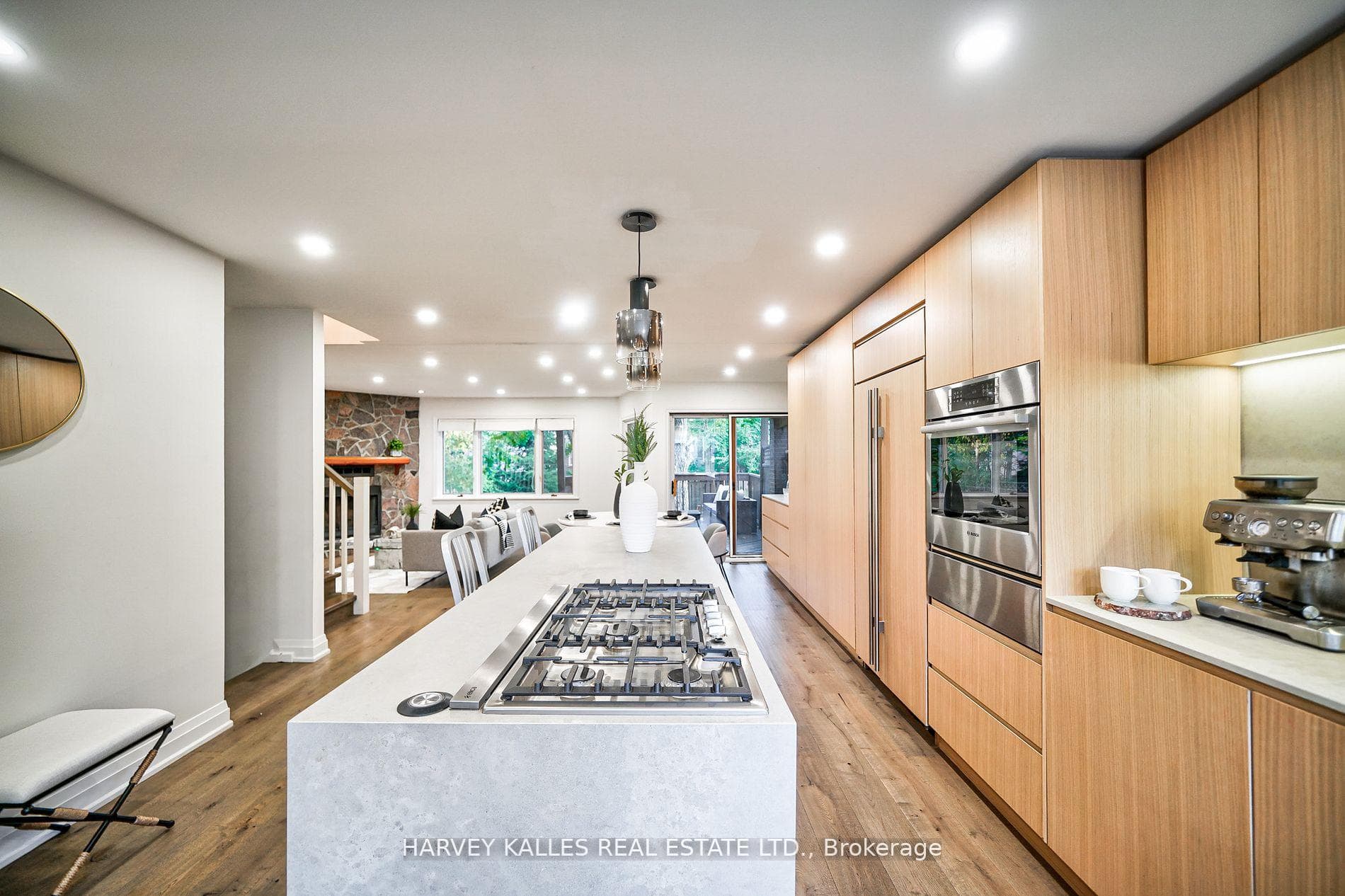 341 Glengarry Avenue photo 5