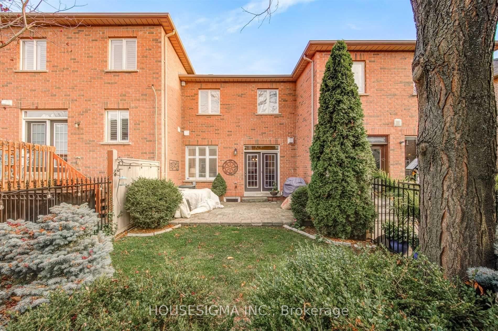 244 Tawny Crescent photo 27