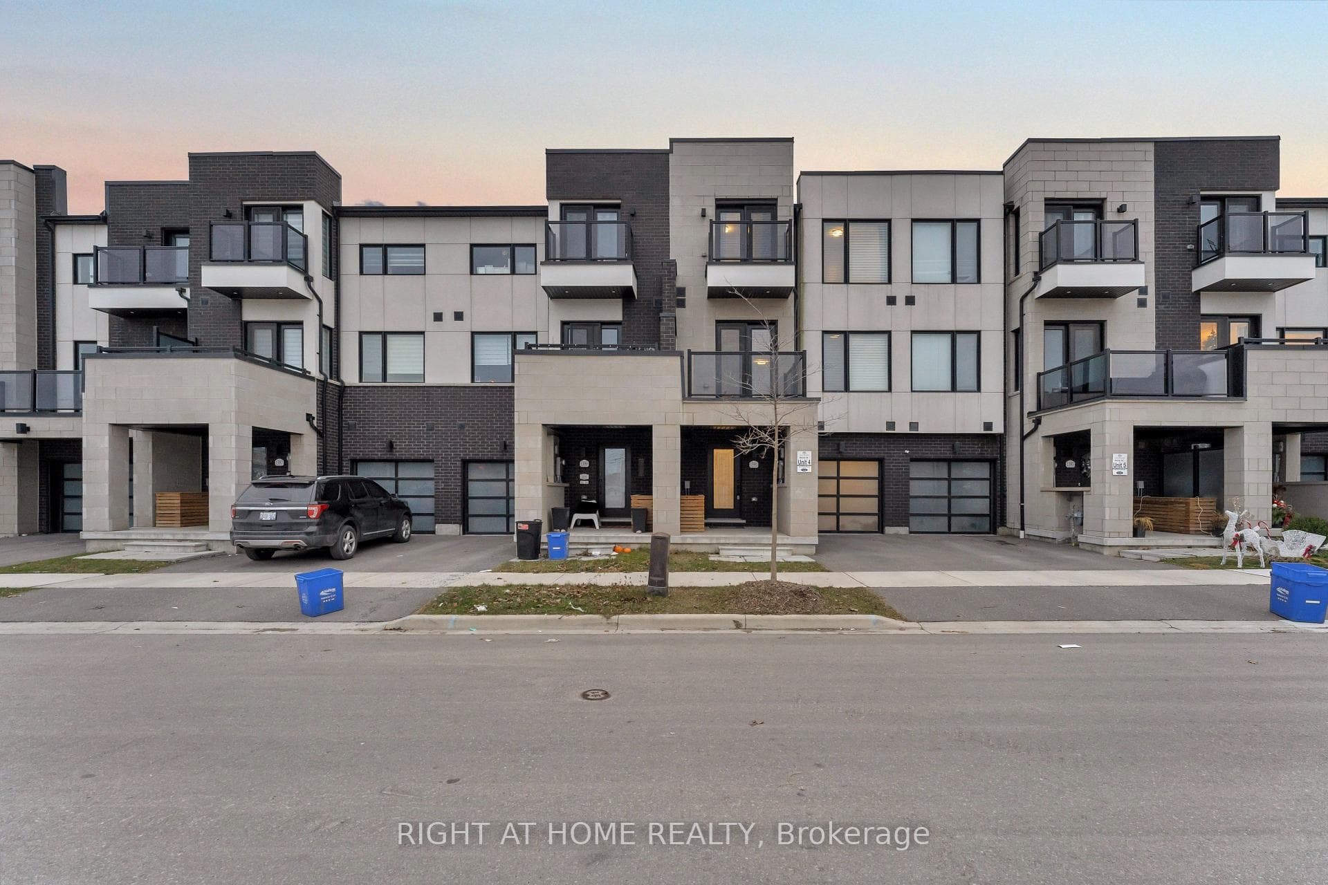 1391 Clarriage Court photo 34