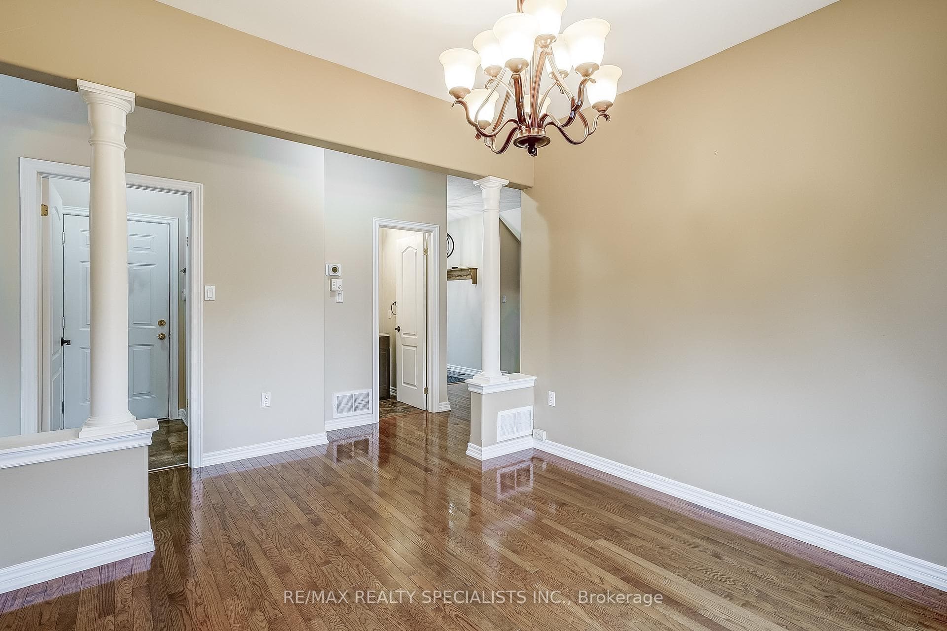 66 Gardiner Drive photo 9