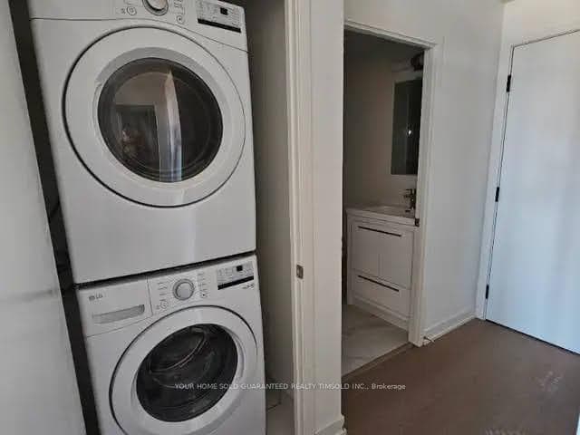 38 Simcoe Promenade Unit 312 photo 6