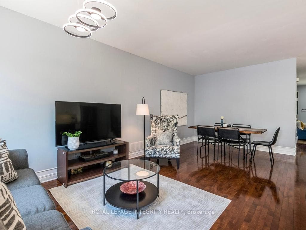 64 Stedman Street photo 9