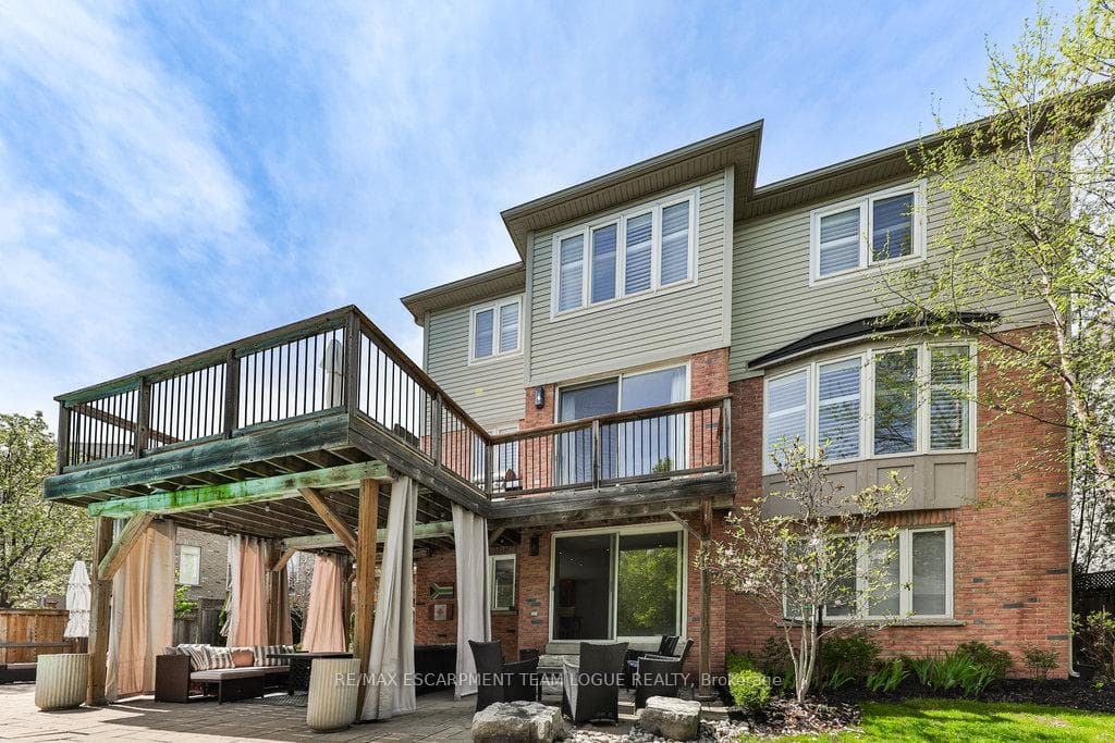 4200 SARAZEN Drive photo 32