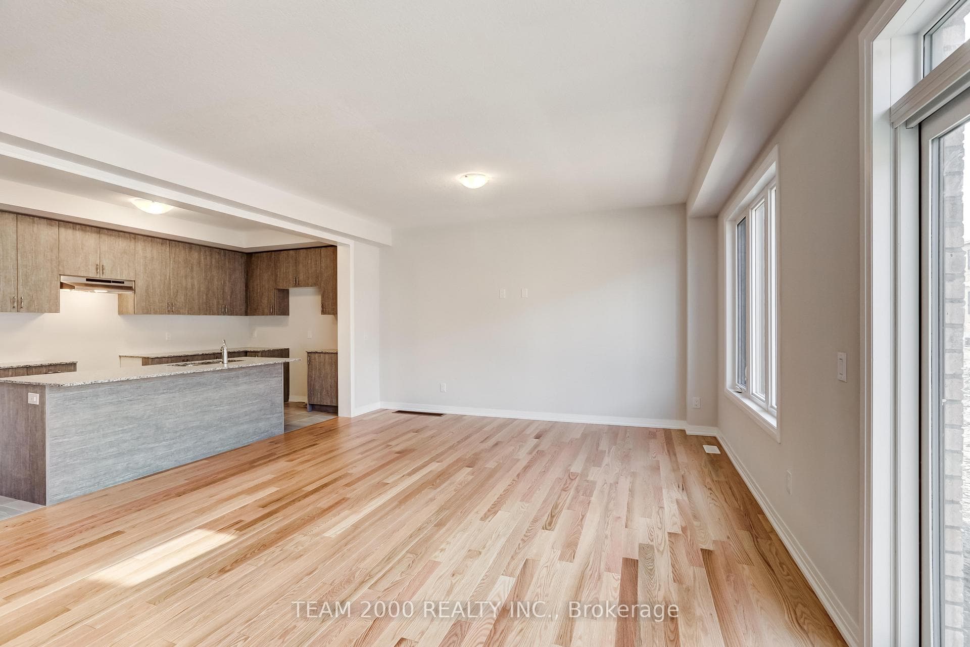 72 Blackburn Street photo 7