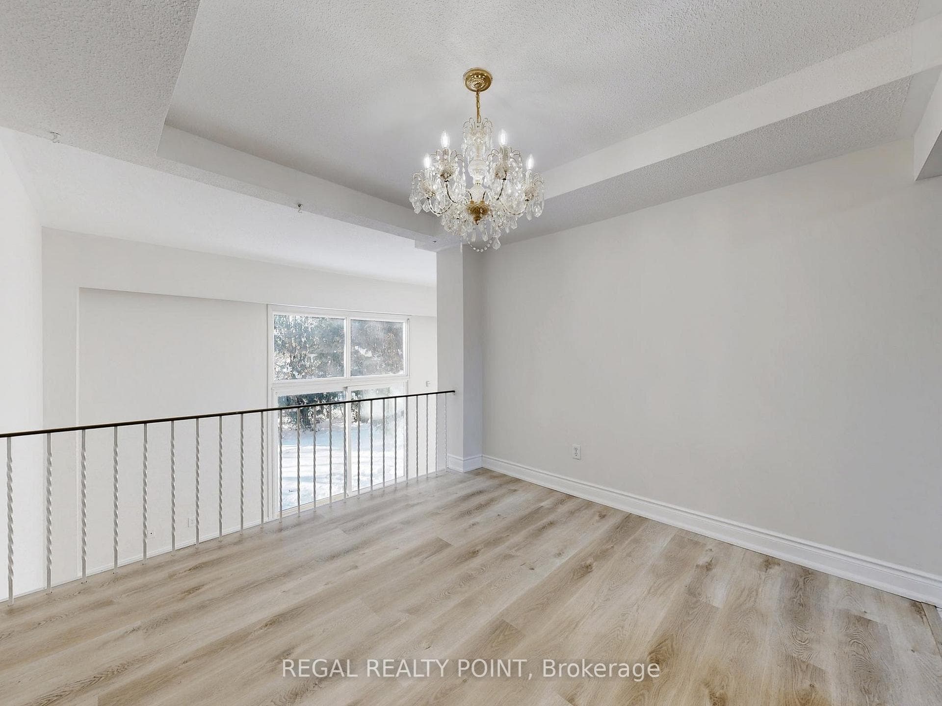 328 Sprucewood Court photo 13