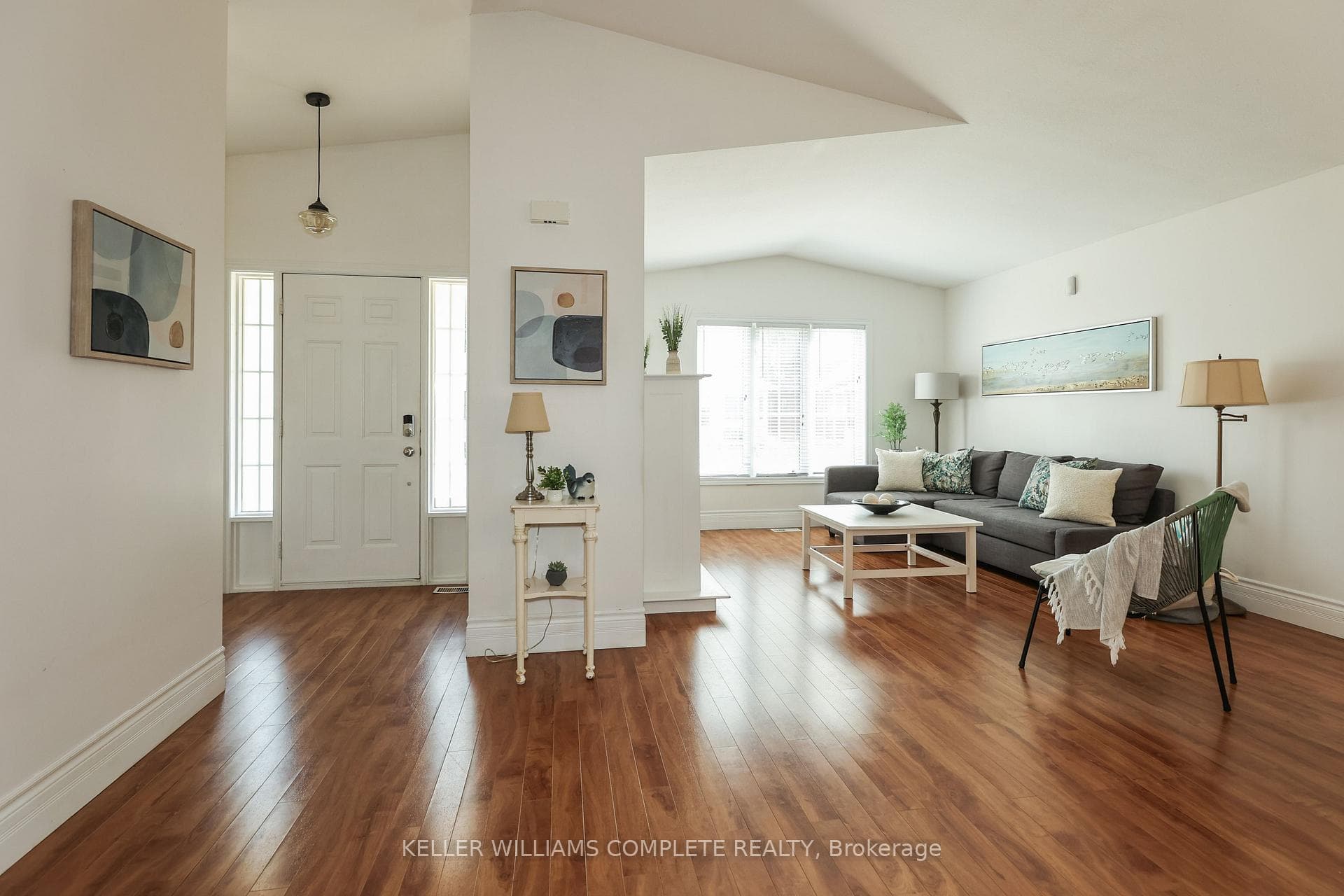 375 Cherrywood Avenue photo 9