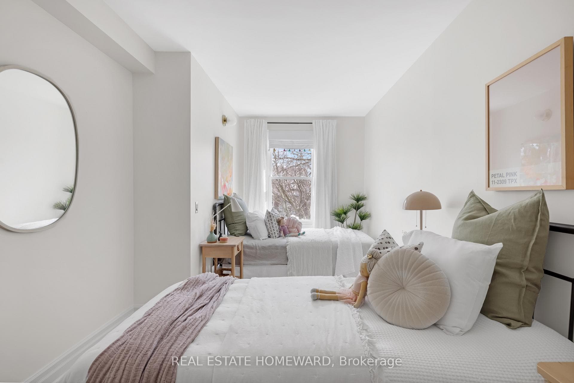 173 Langley Avenue photo 18