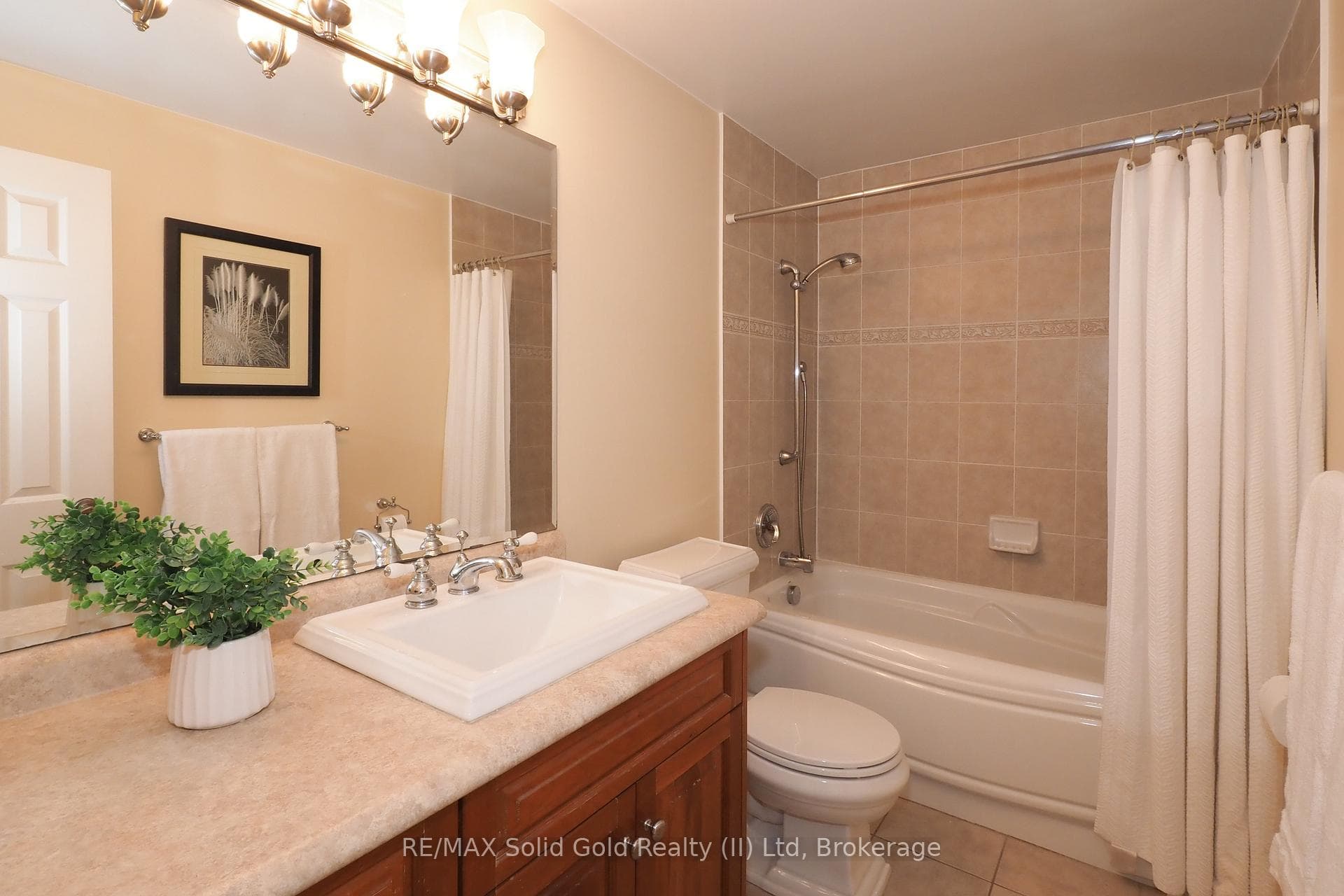 249 Murdock Avenue photo 19