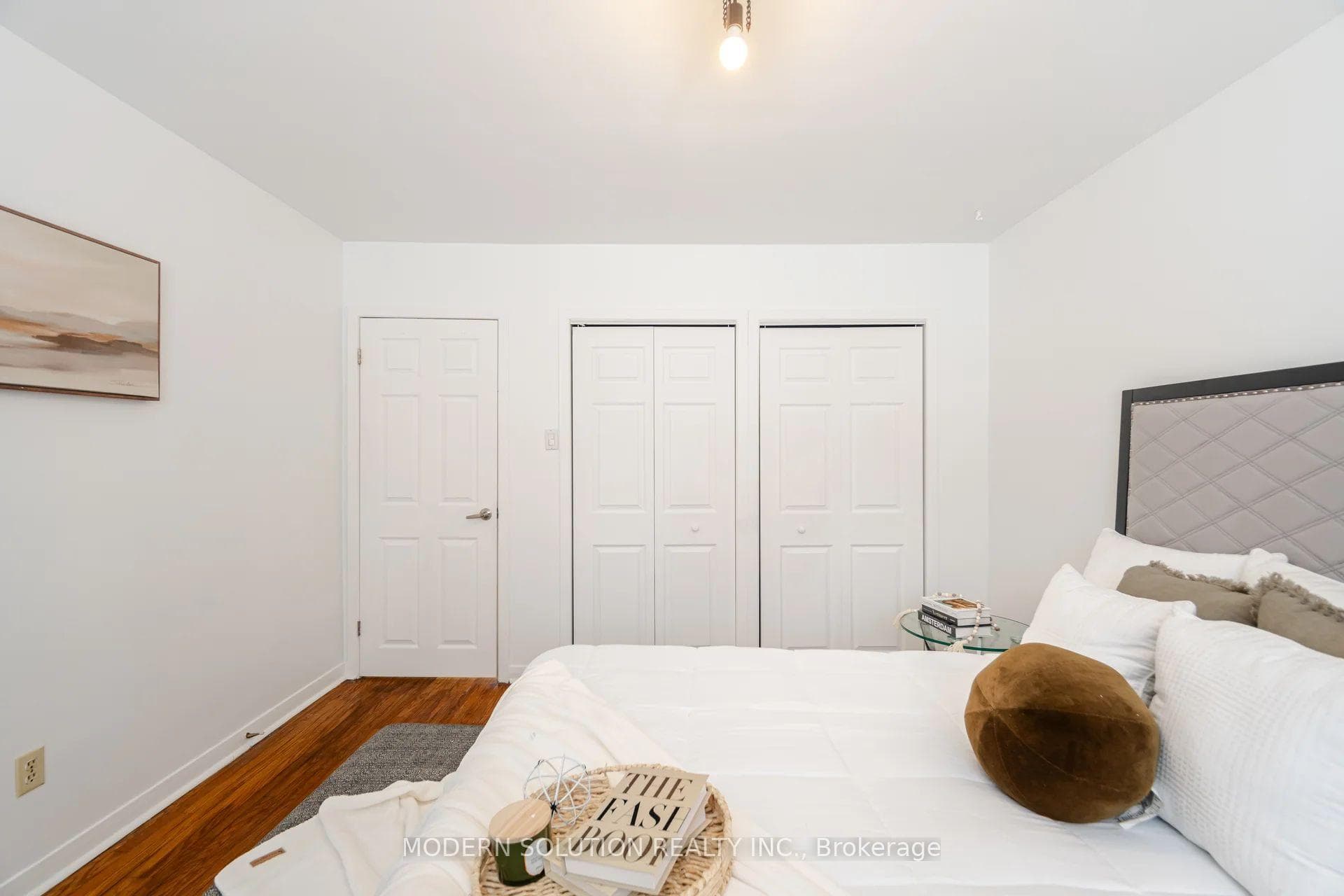 2557 Mindemoya Road photo 15
