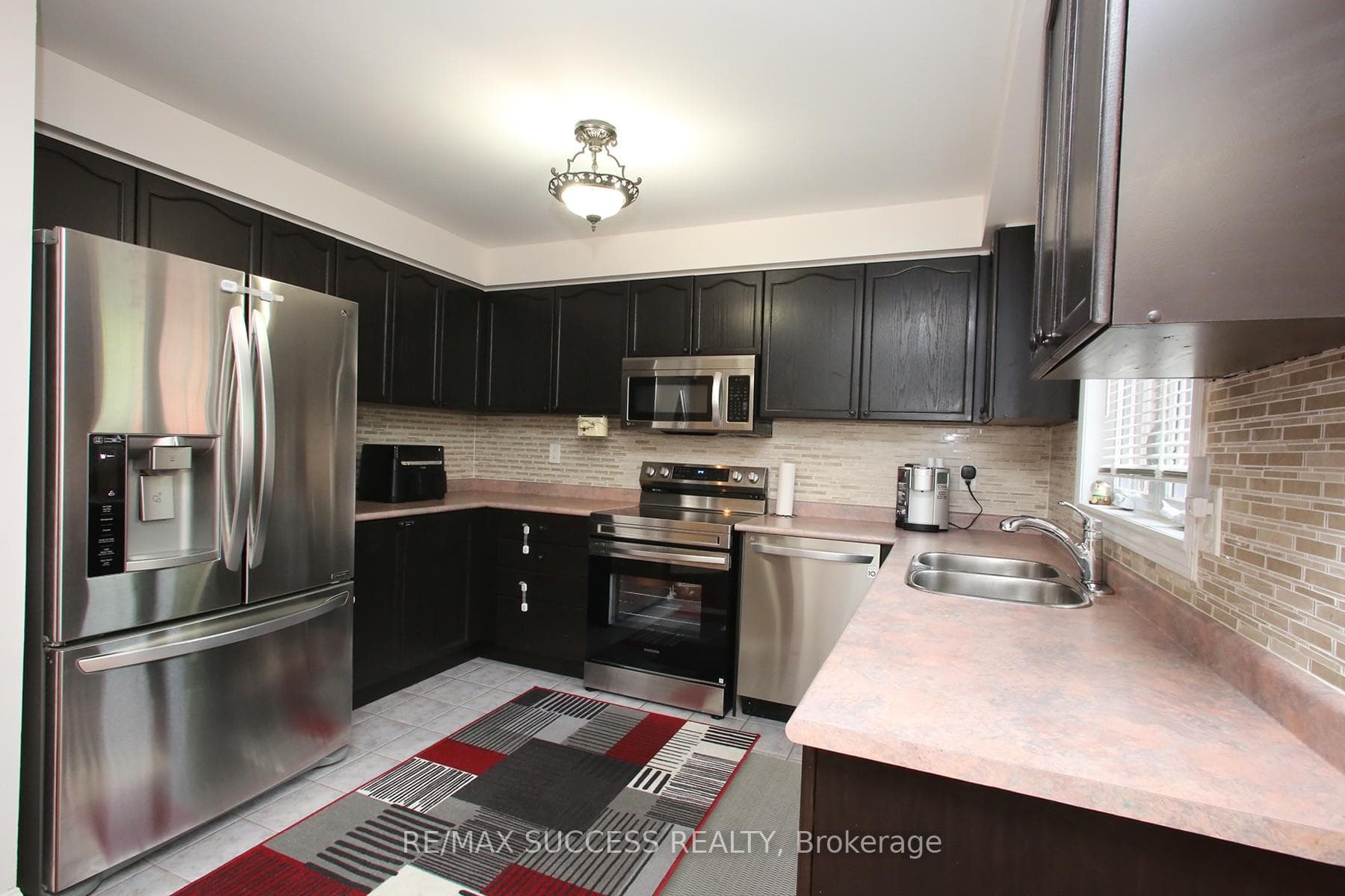 34 Greengrove Way photo 13