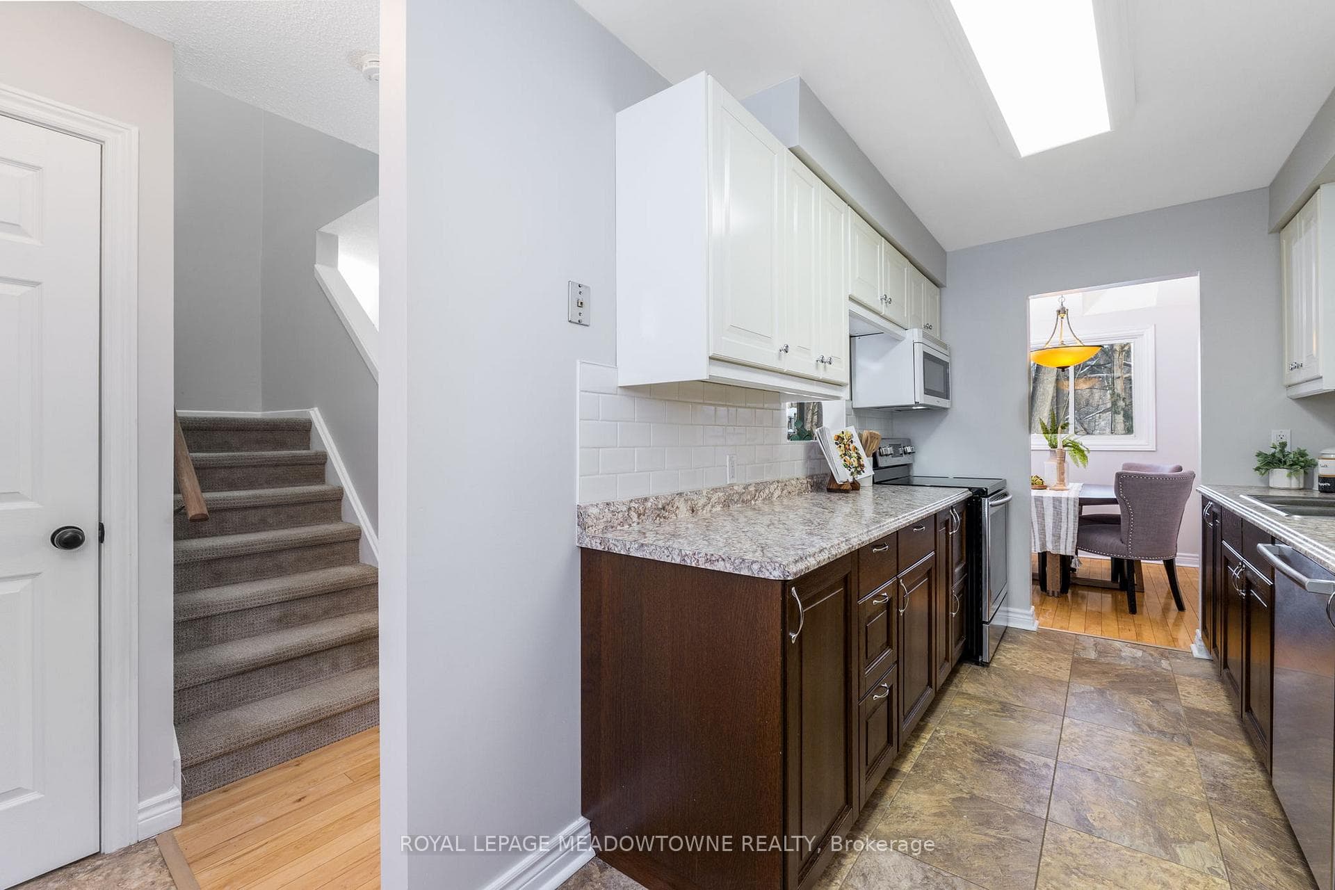 51 Lynden Circle photo 12