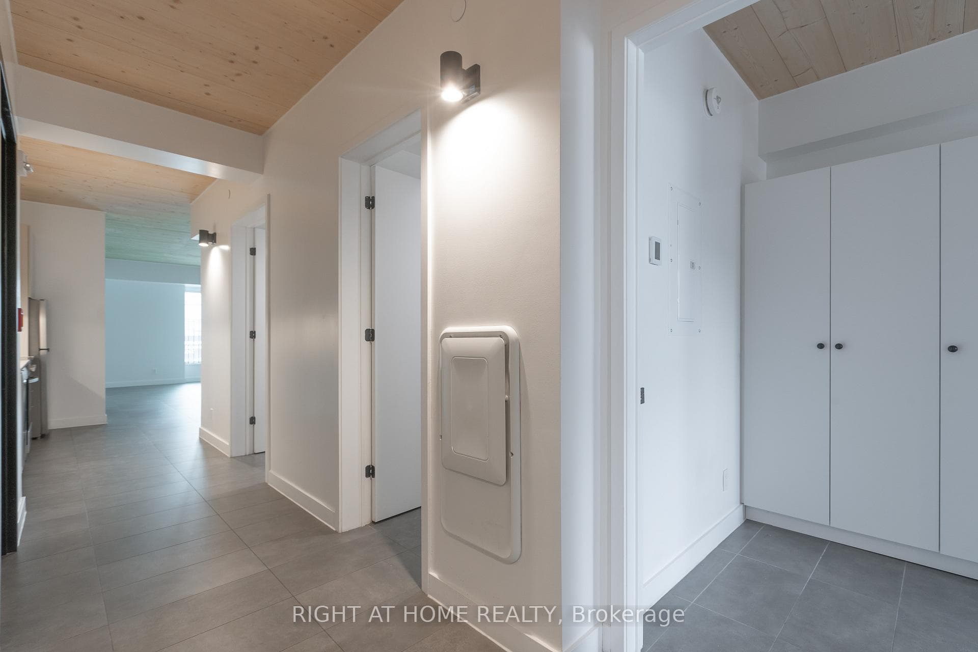 1598 Queen Street Unit 201 photo 2