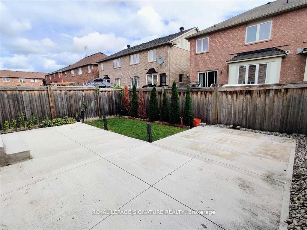 180 Mcdougall Crossing N/A photo 17