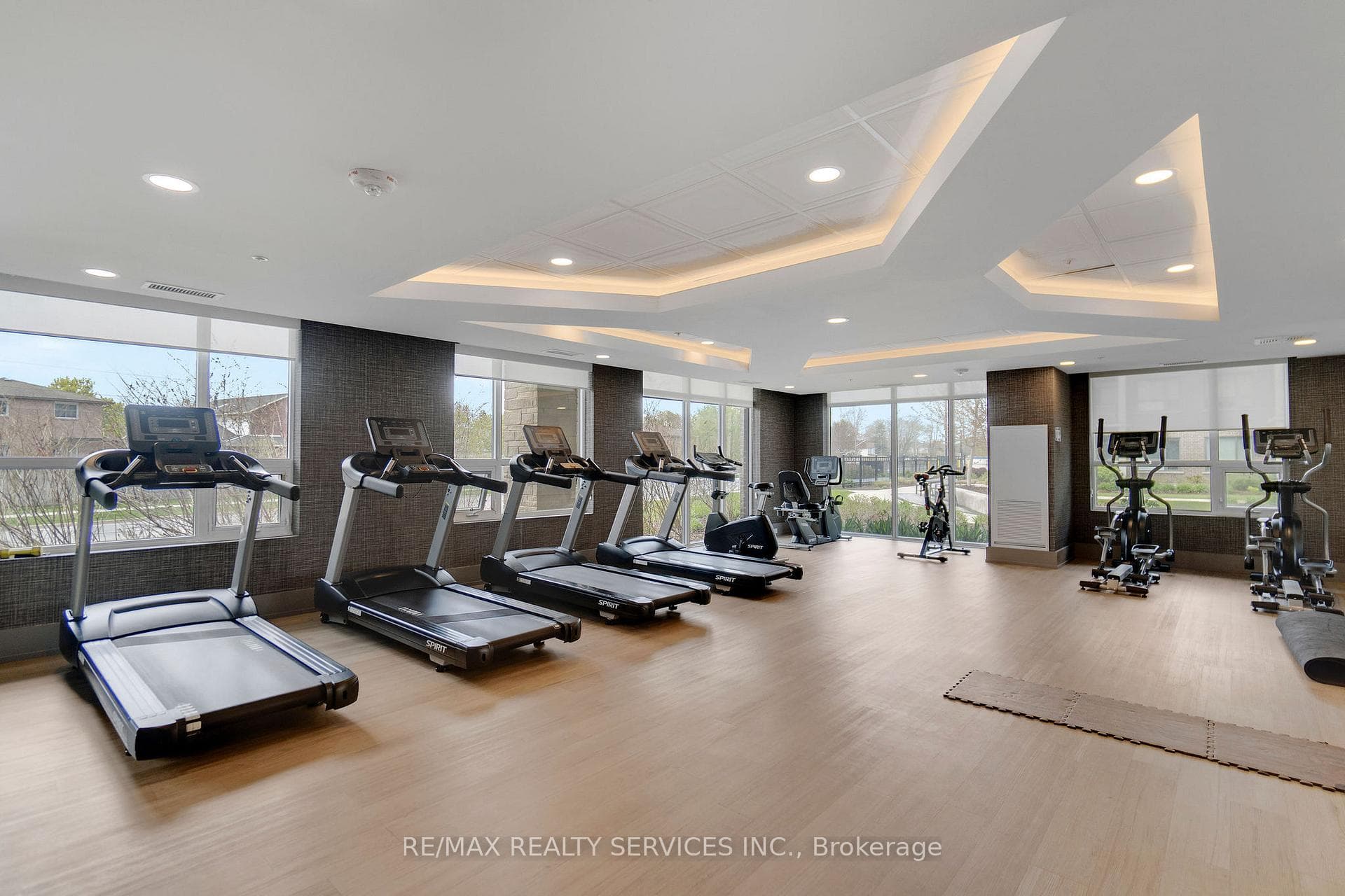 5055 Greenlane Road Unit 136 photo 27