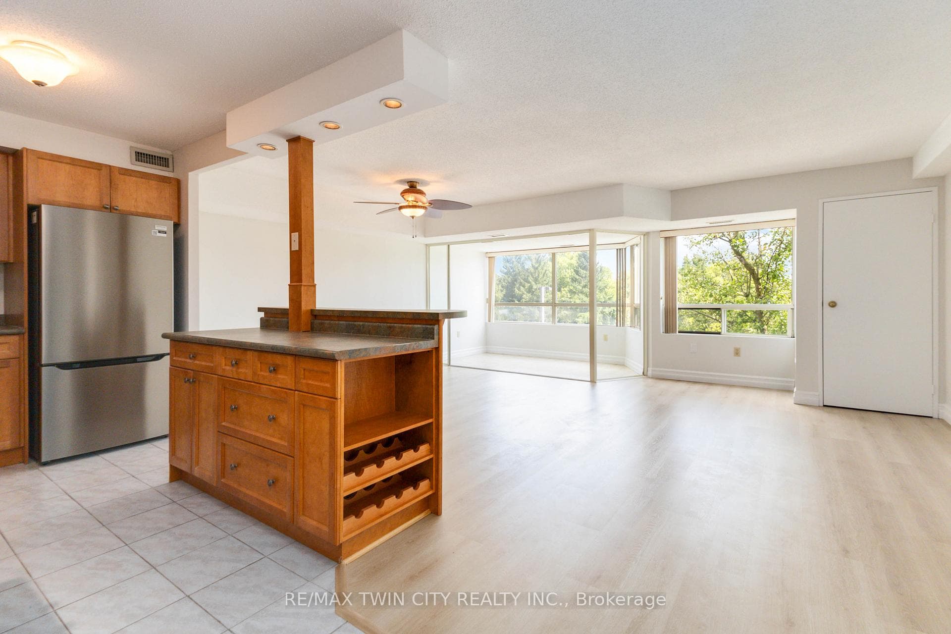 521 Riverside Drive Unit 209 photo 8