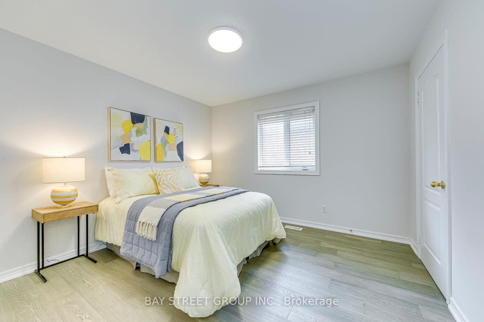1034 Agram Drive photo 30