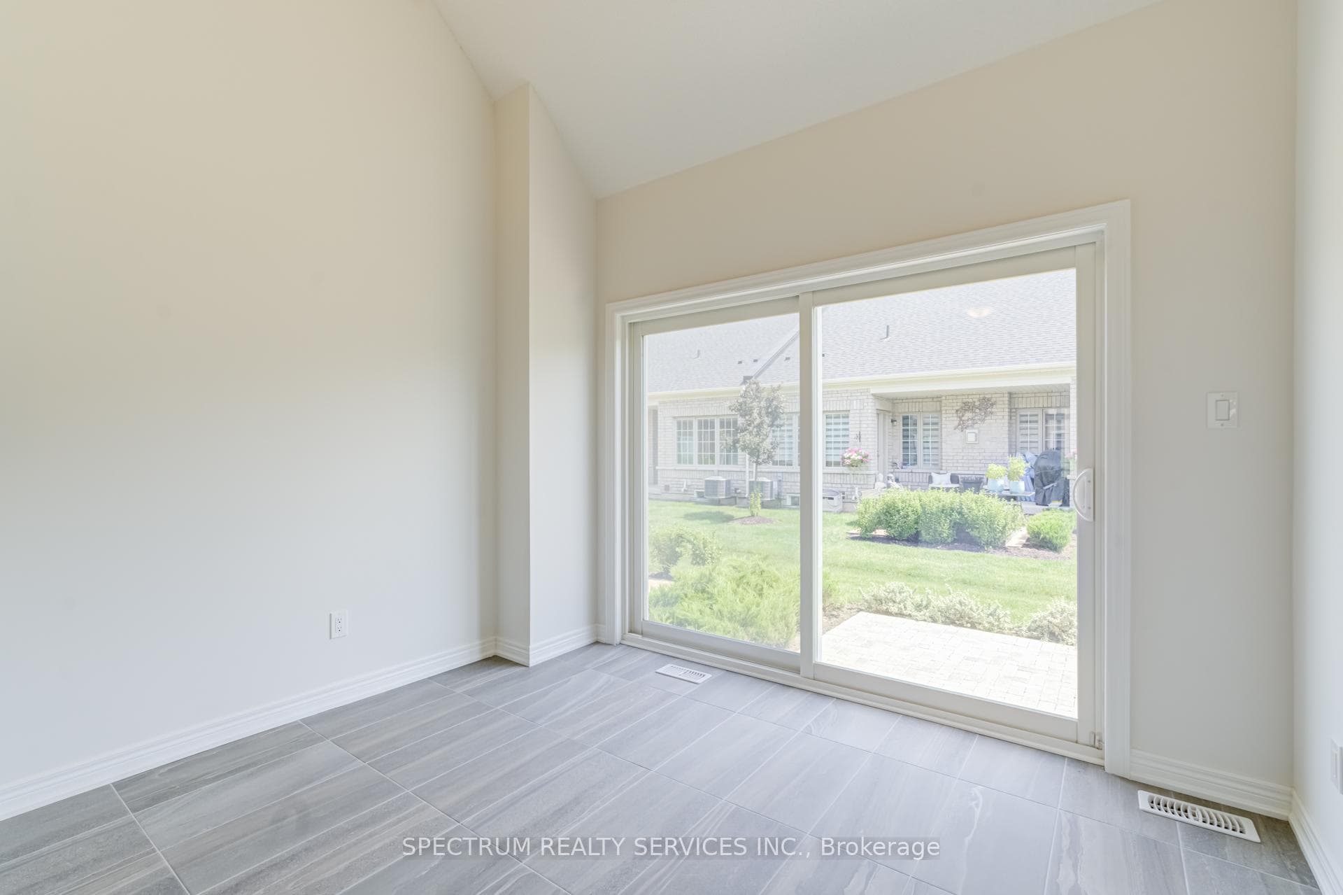 77 Muzzo Drive photo 26