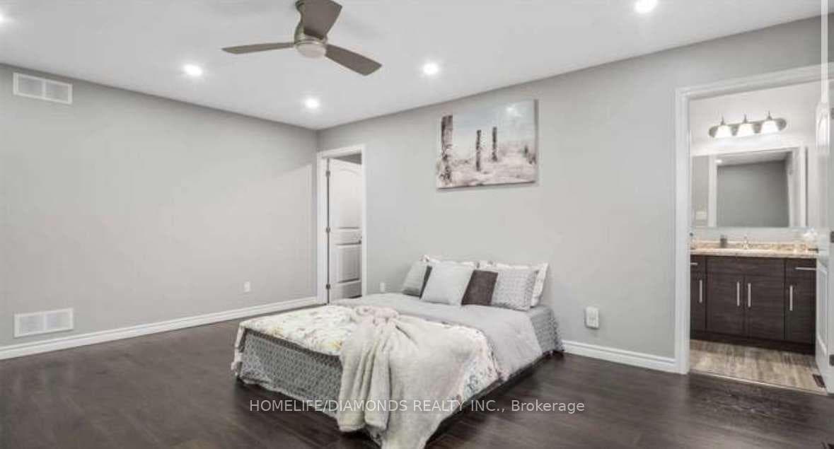 231 Bristol Drive photo 25