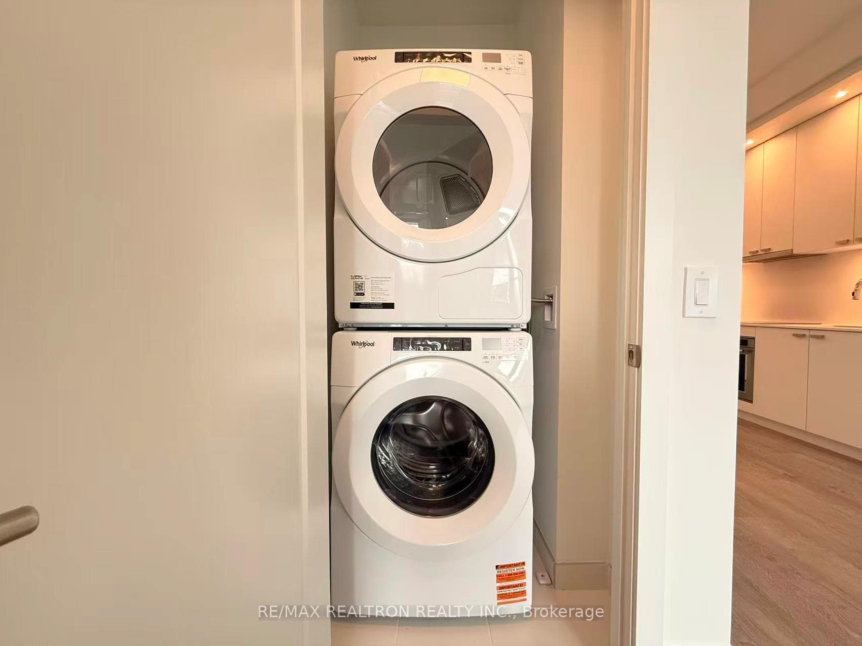 115 Denison Avenue Unit 407 photo 15