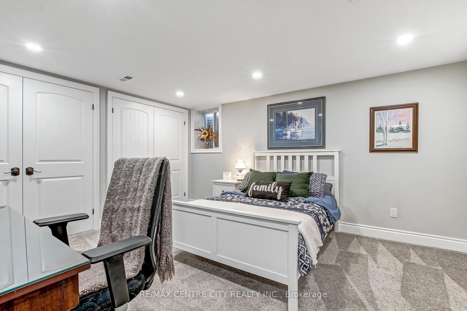9 Heathcote Avenue photo 22